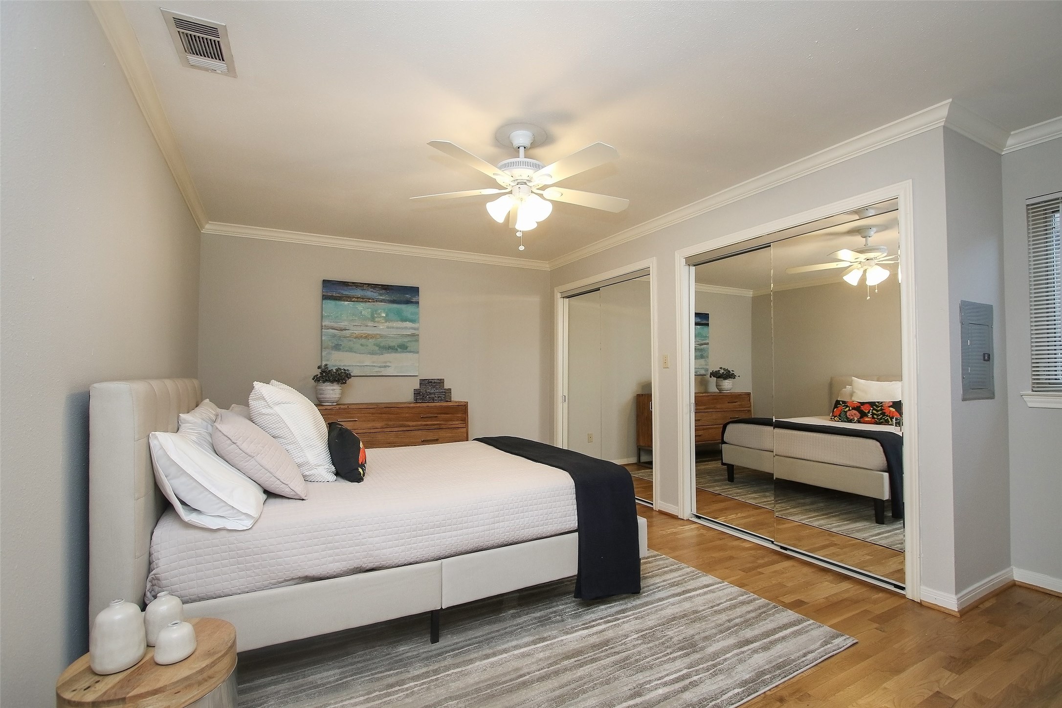 1307 Welch Street 3 Property Photo 17