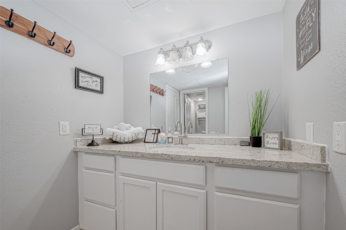1860 White Oak Drive 375 Property Photo 40