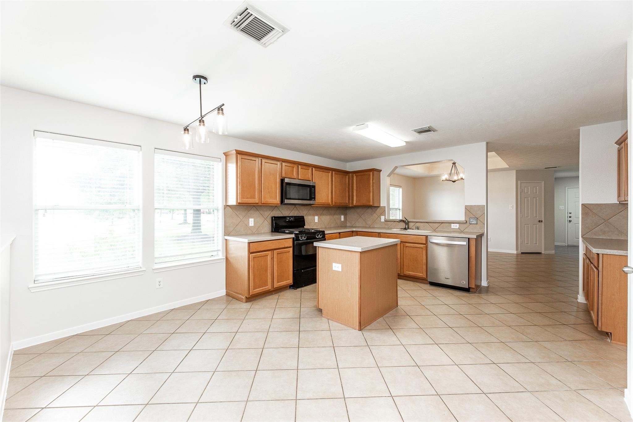 24515 Cornell Park Lane Property Photo 6