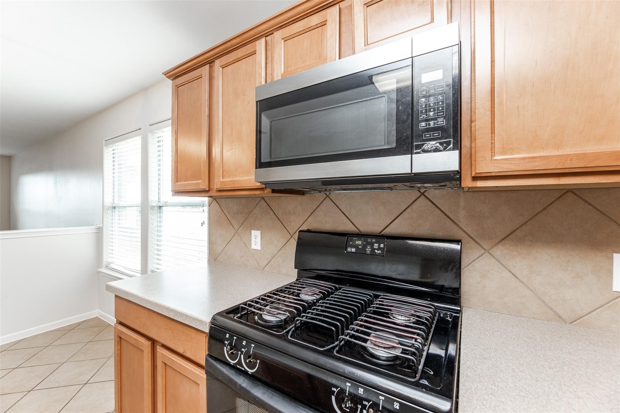 24515 Cornell Park Lane Property Photo 7