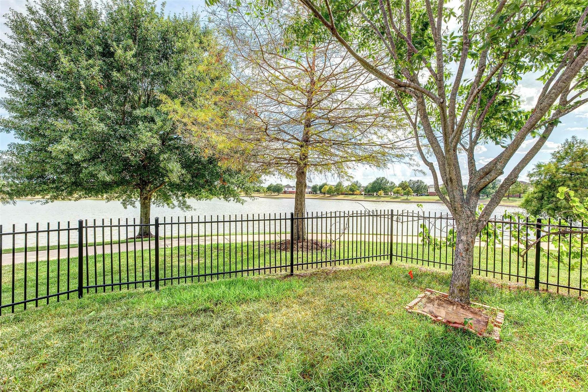 24515 Cornell Park Lane Property Photo 22