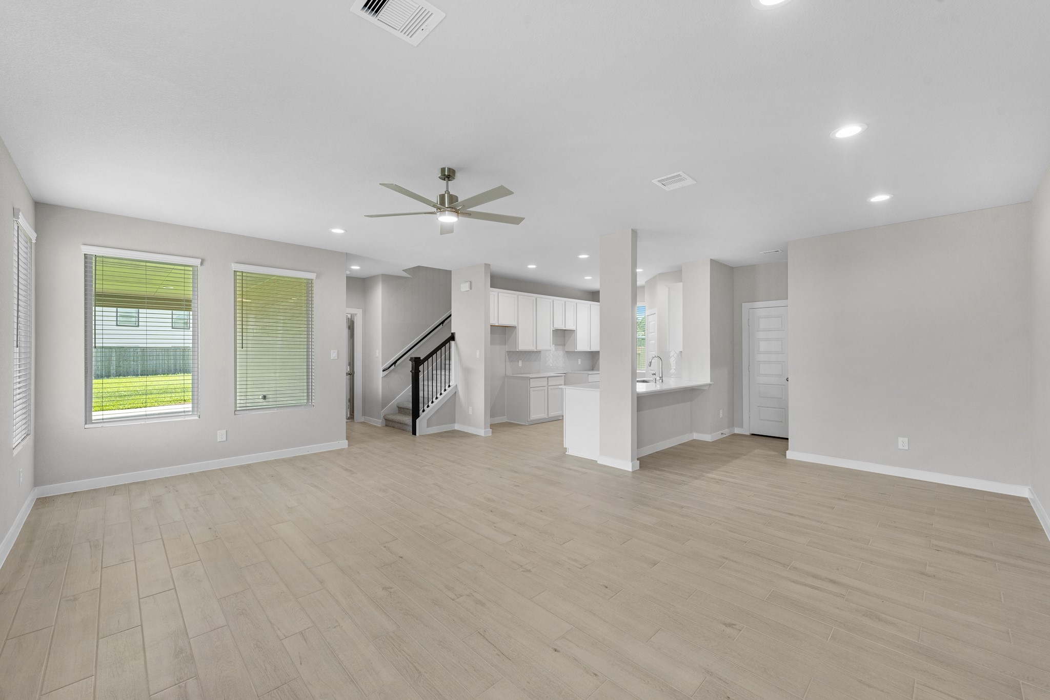 3803 Rosita Mint Court Property Photo 7