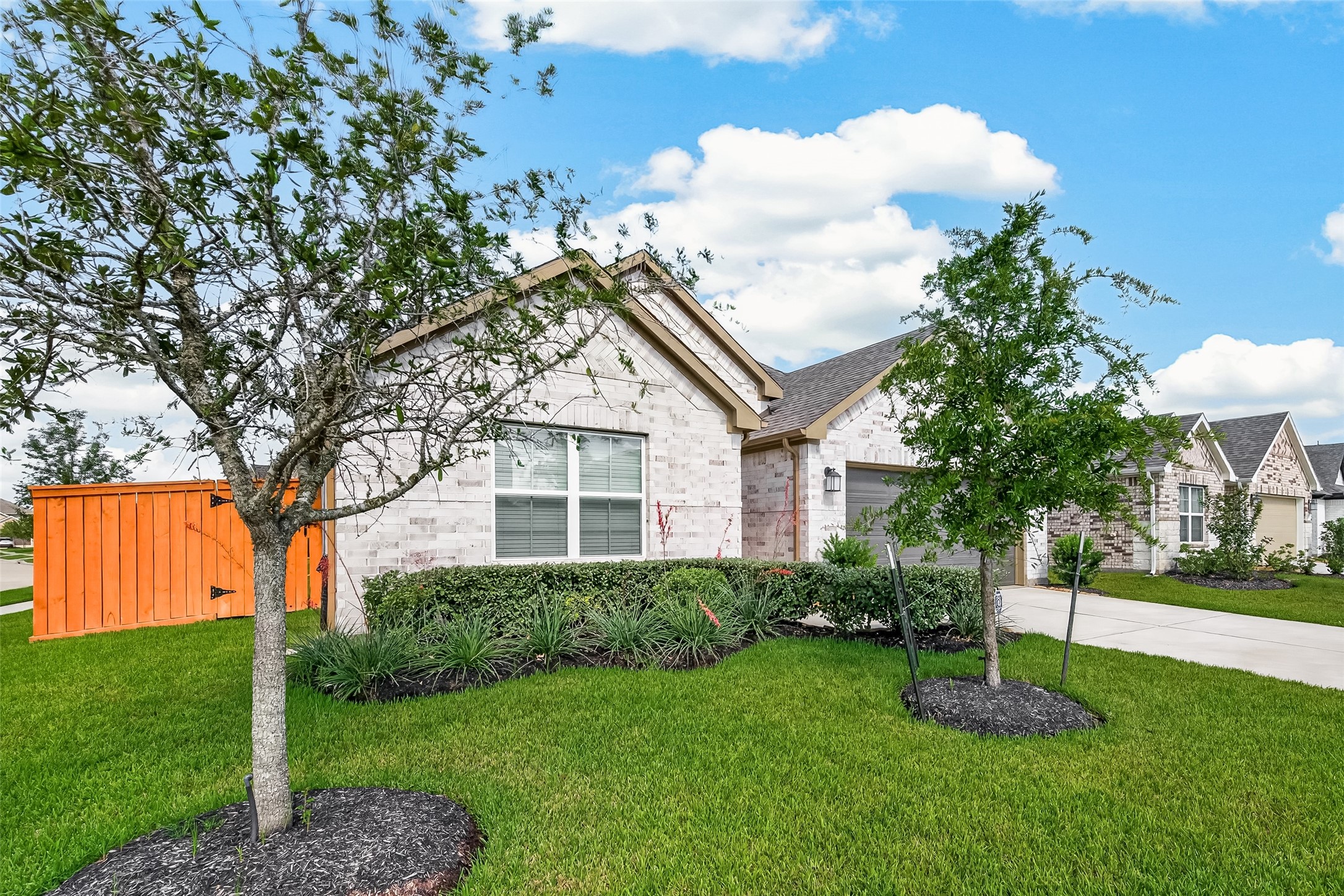 8603 Sun Coral Drive Property Photo 3