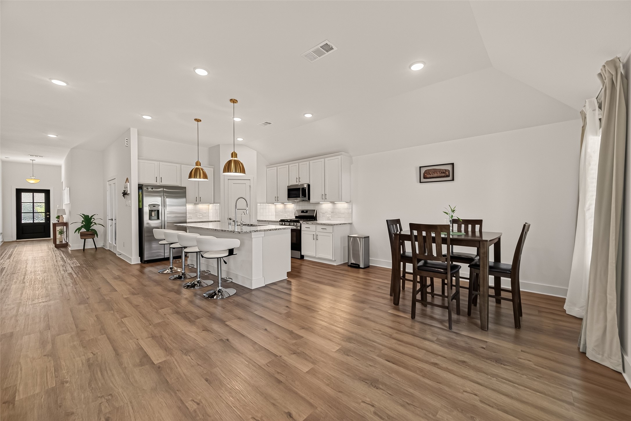8603 Sun Coral Drive Property Photo 13