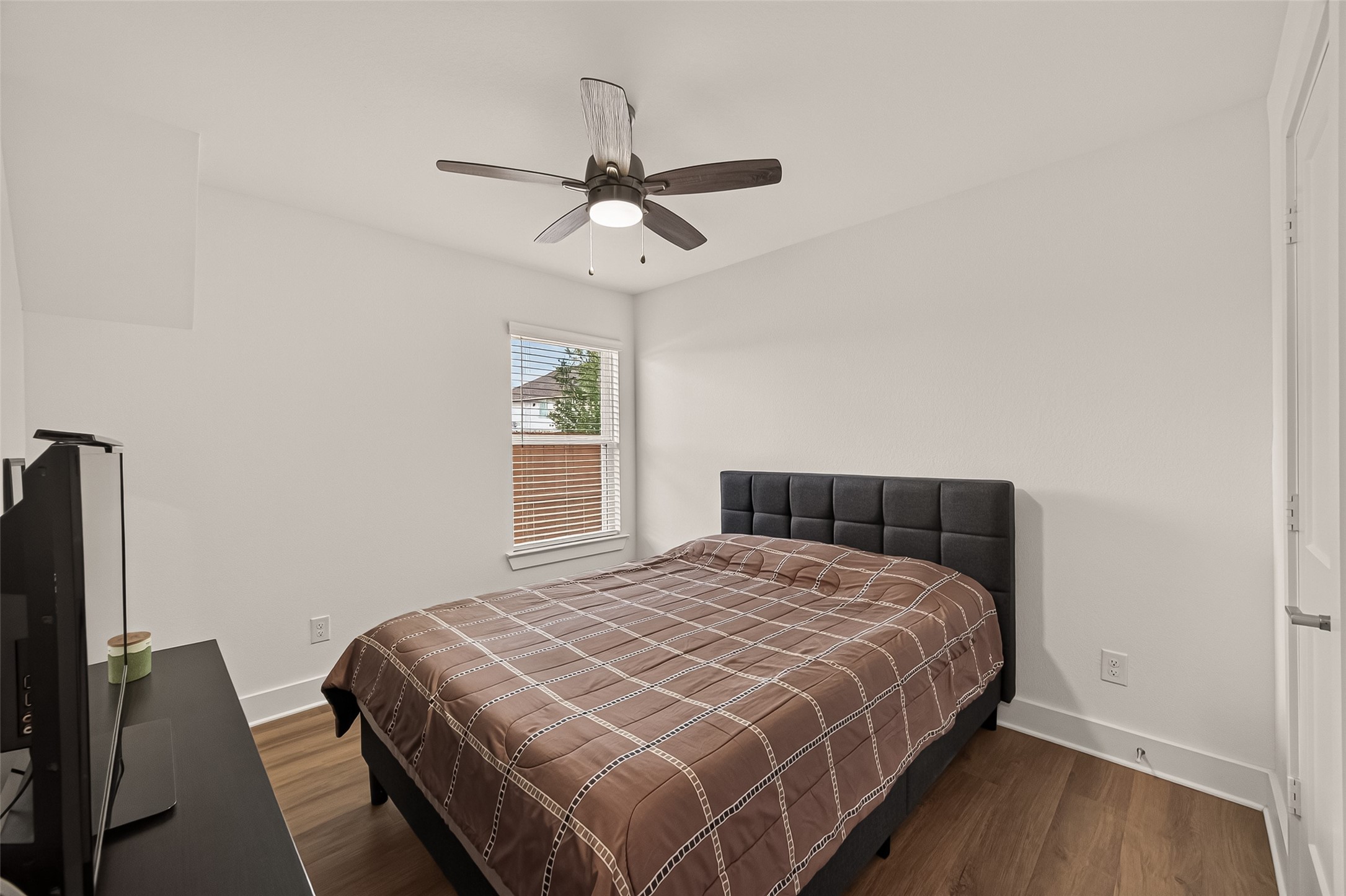 8603 Sun Coral Drive Property Photo 27
