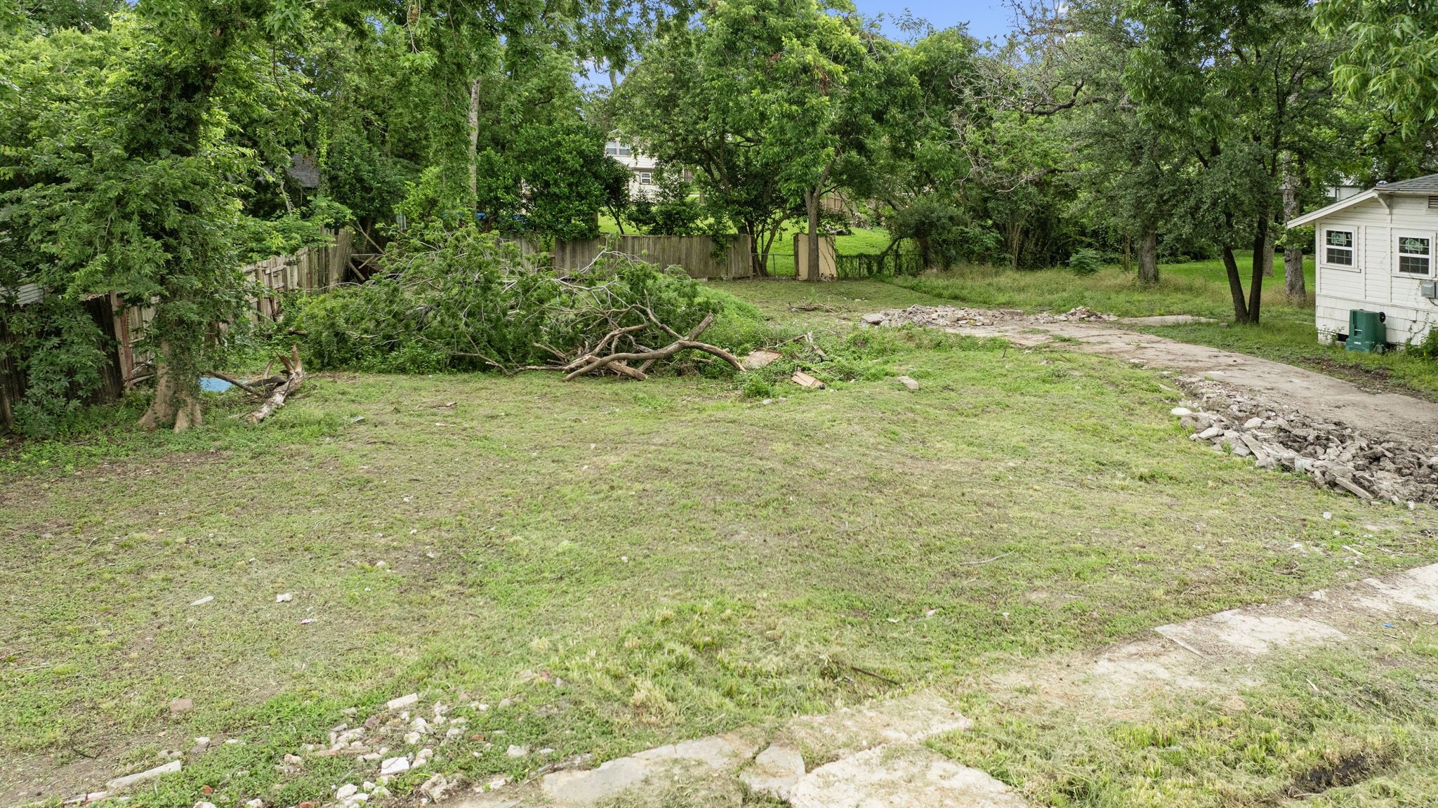 4920 Curtin Street Property Photo 5