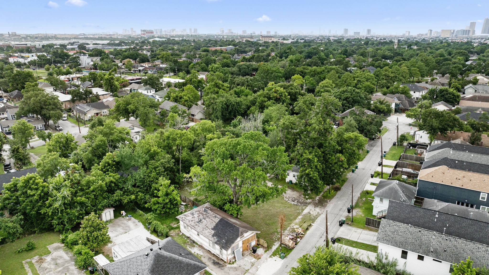 4920 Curtin Street Property Photo 7