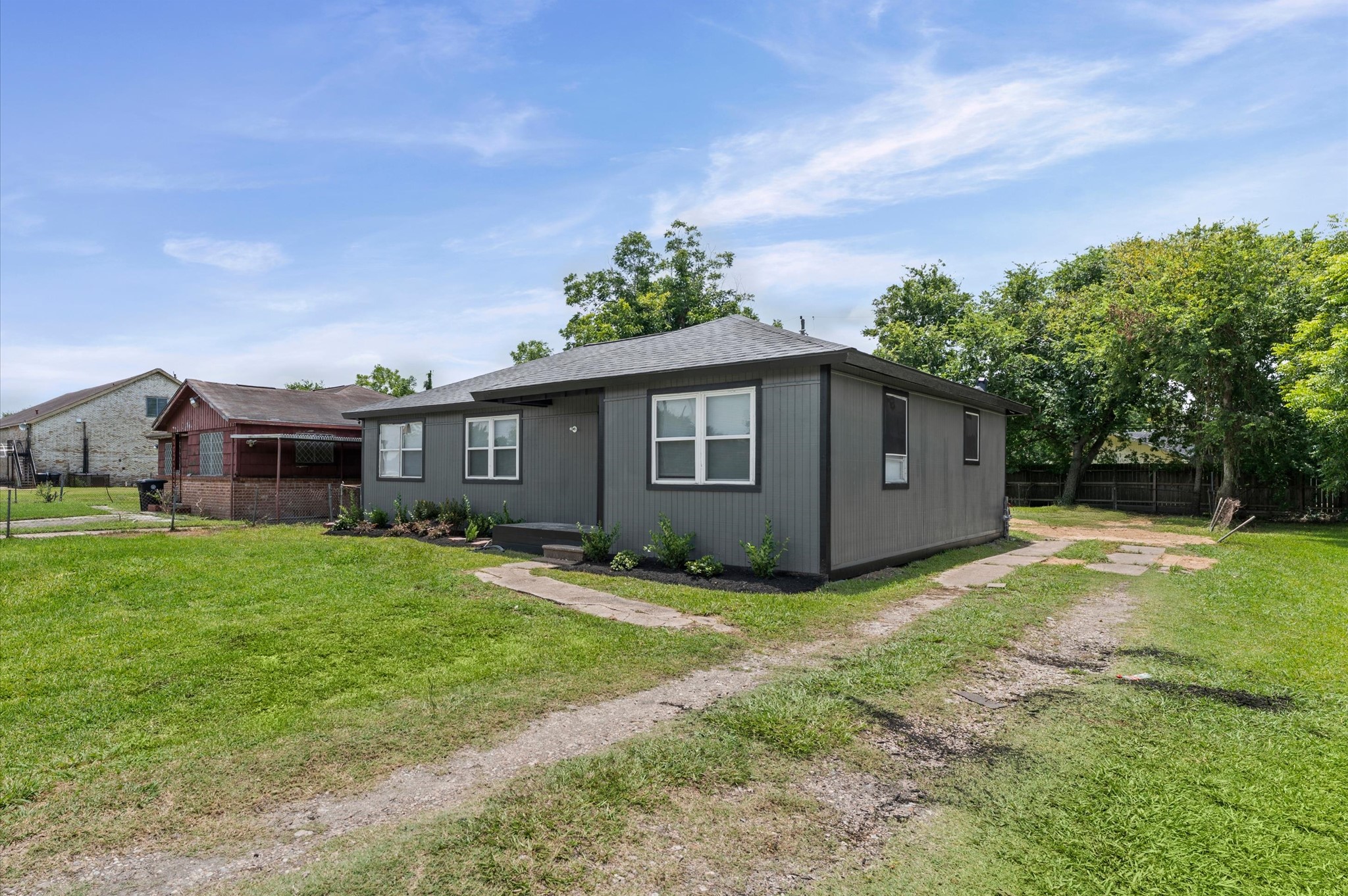 3626 Sparrow Street Property Photo