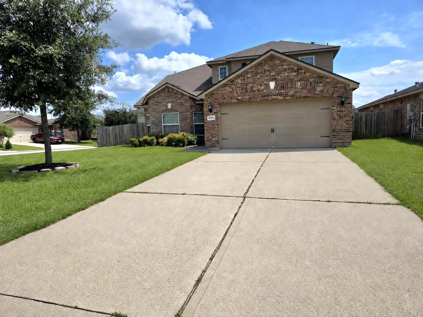 20454 Moon Walk Drive Property Photo 1