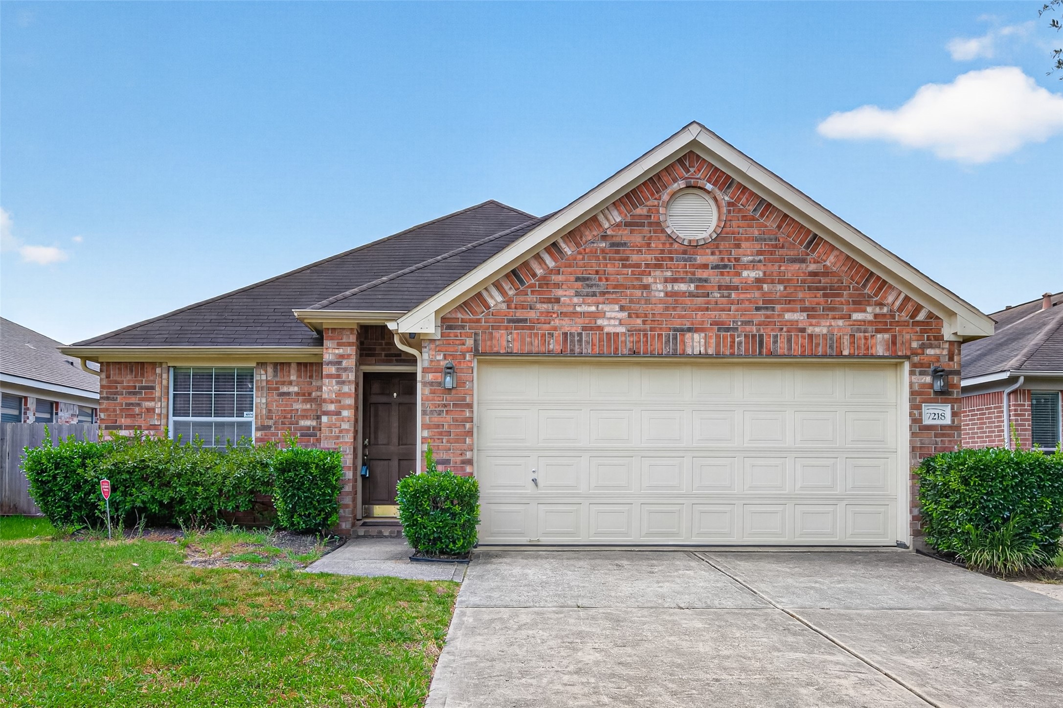7218 Fox Hall Lane Property Photo 1