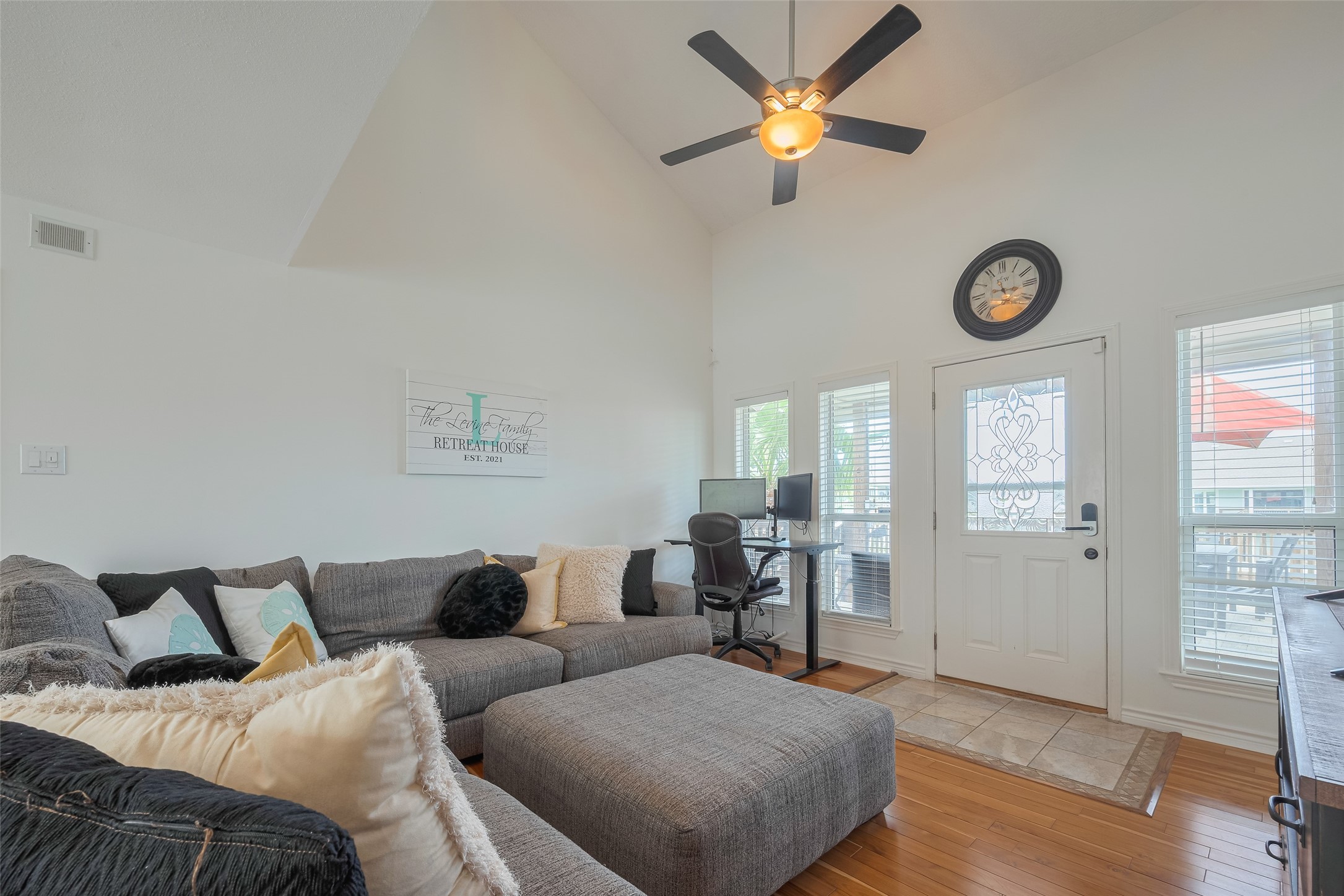 1016 Redfish Street Property Photo 10