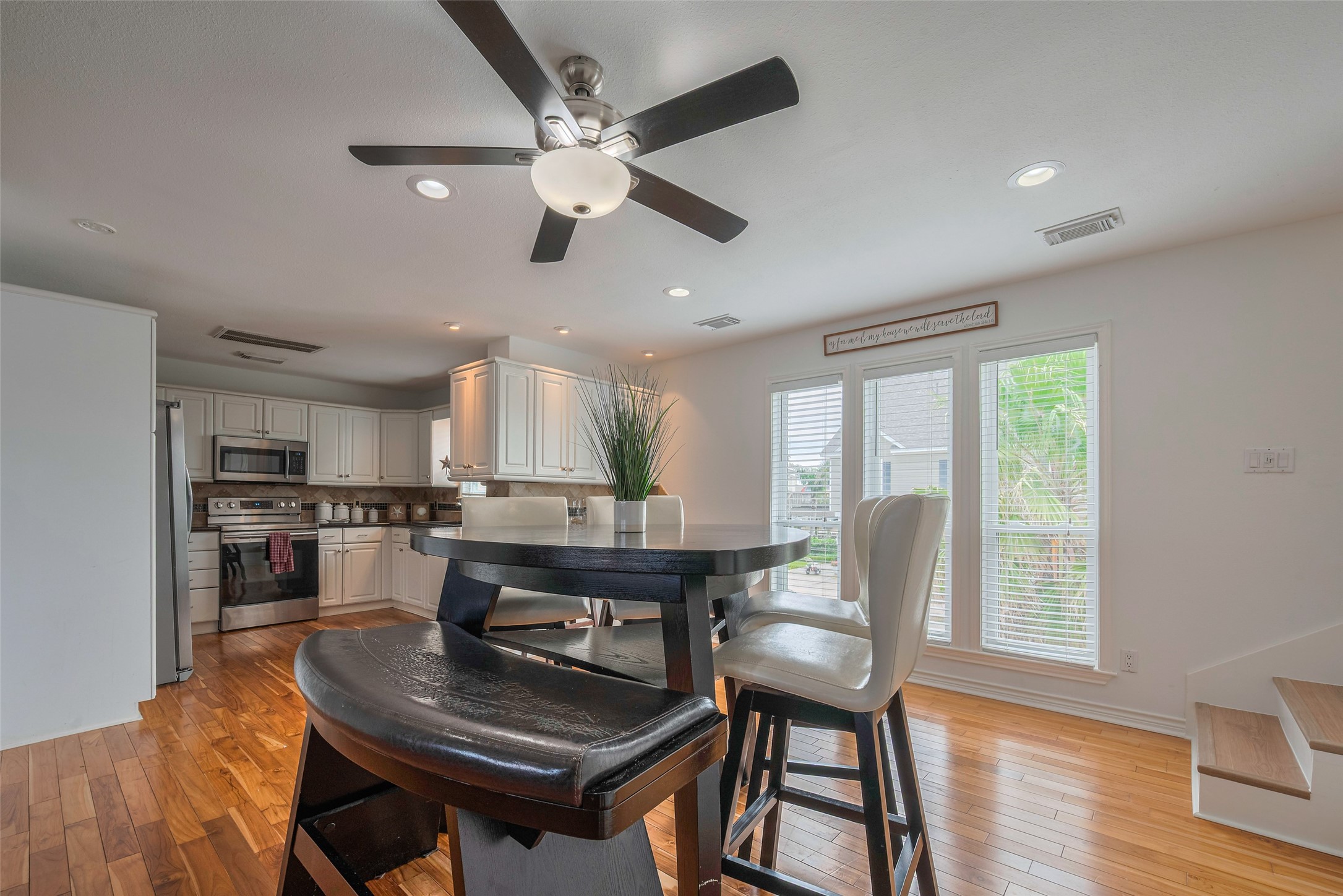 1016 Redfish Street Property Photo 13