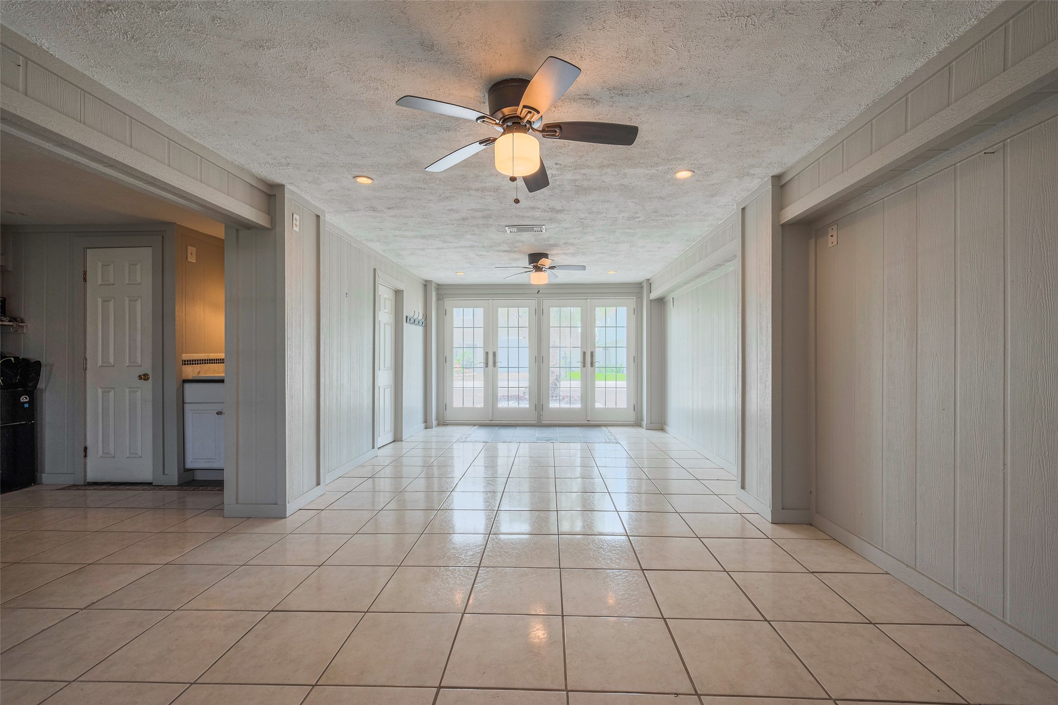 1016 Redfish Street Property Photo 28