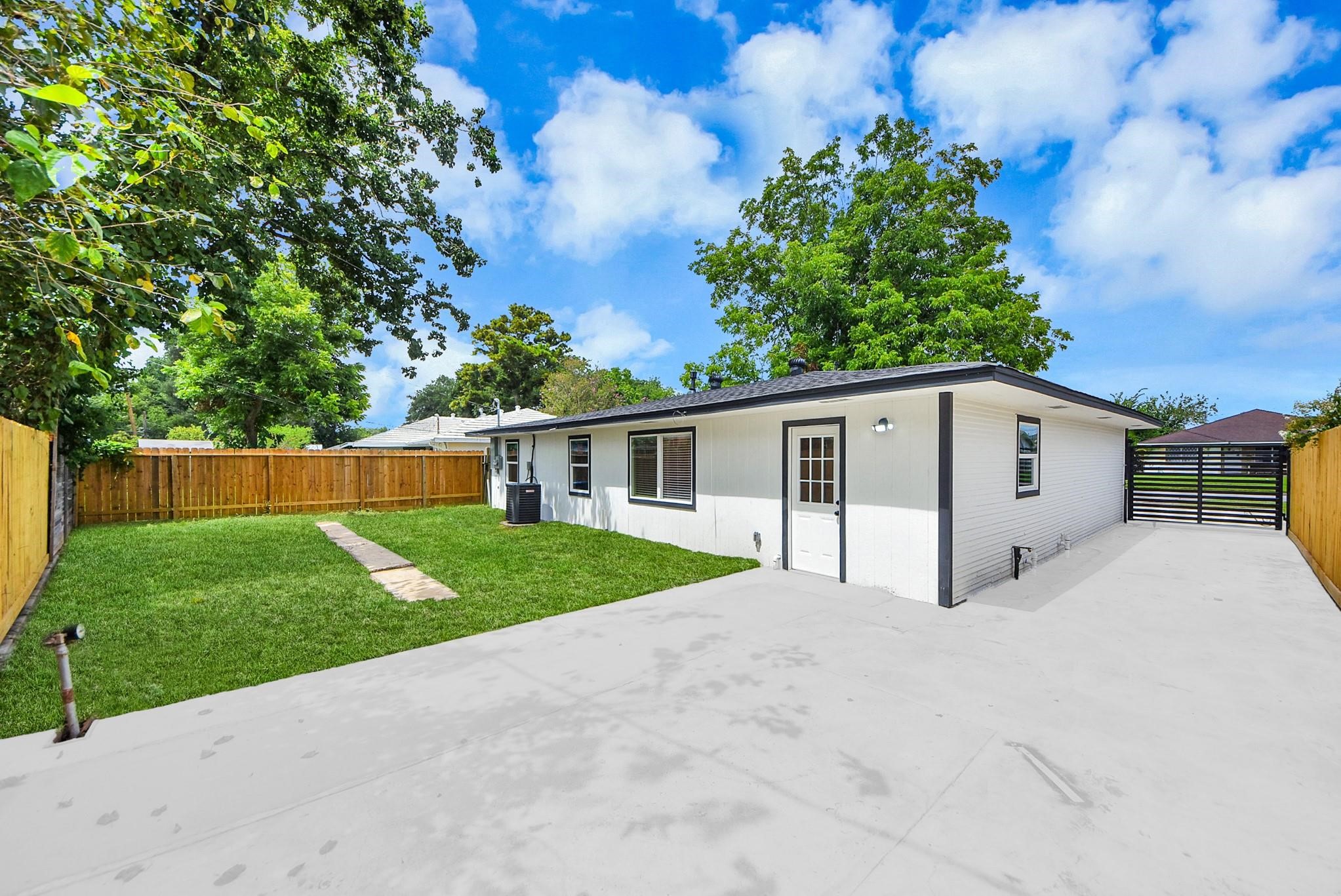 1503 Locklaine Drive Property Photo 33