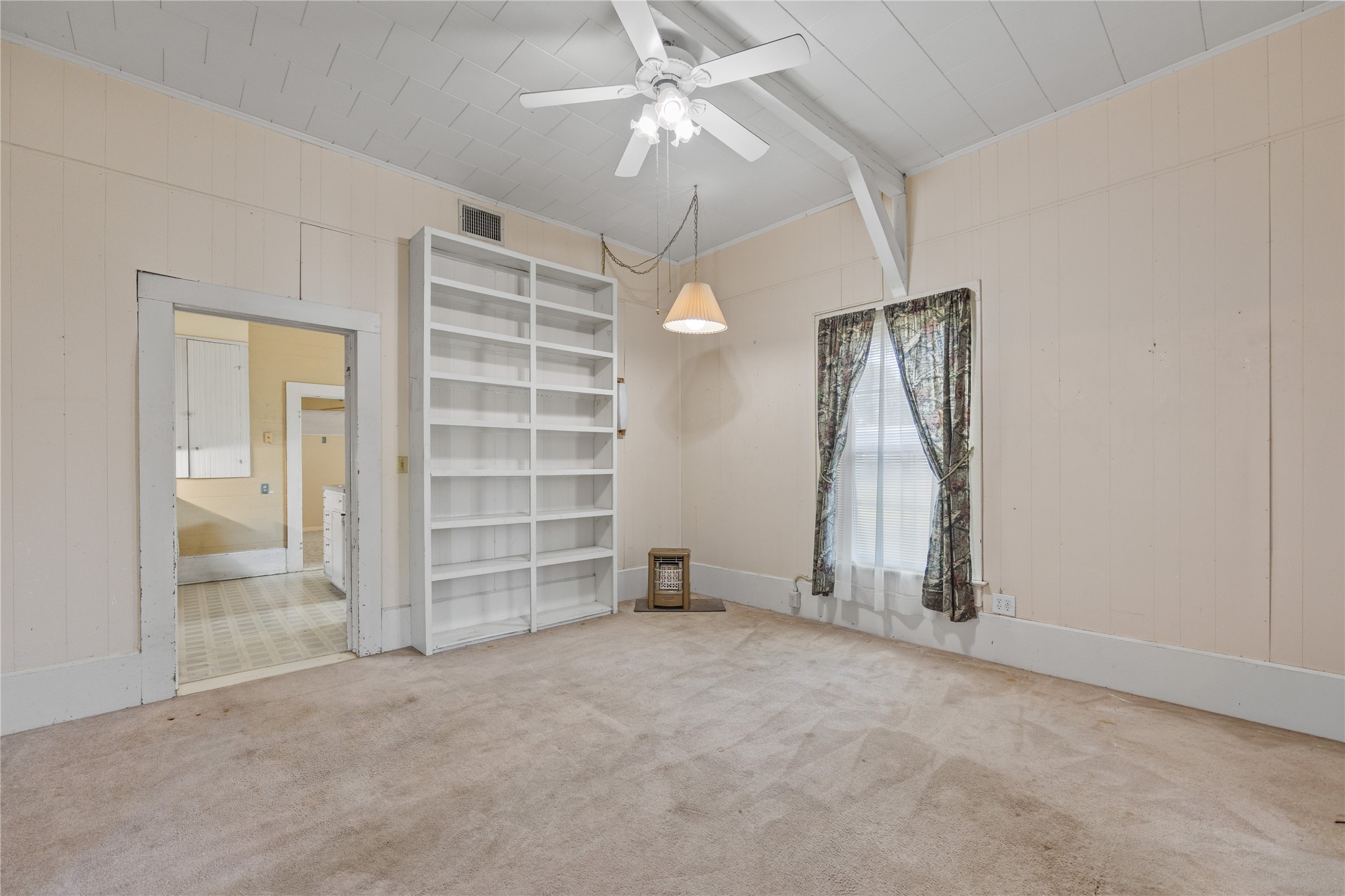 113 S Pumphrey Street Property Photo 9