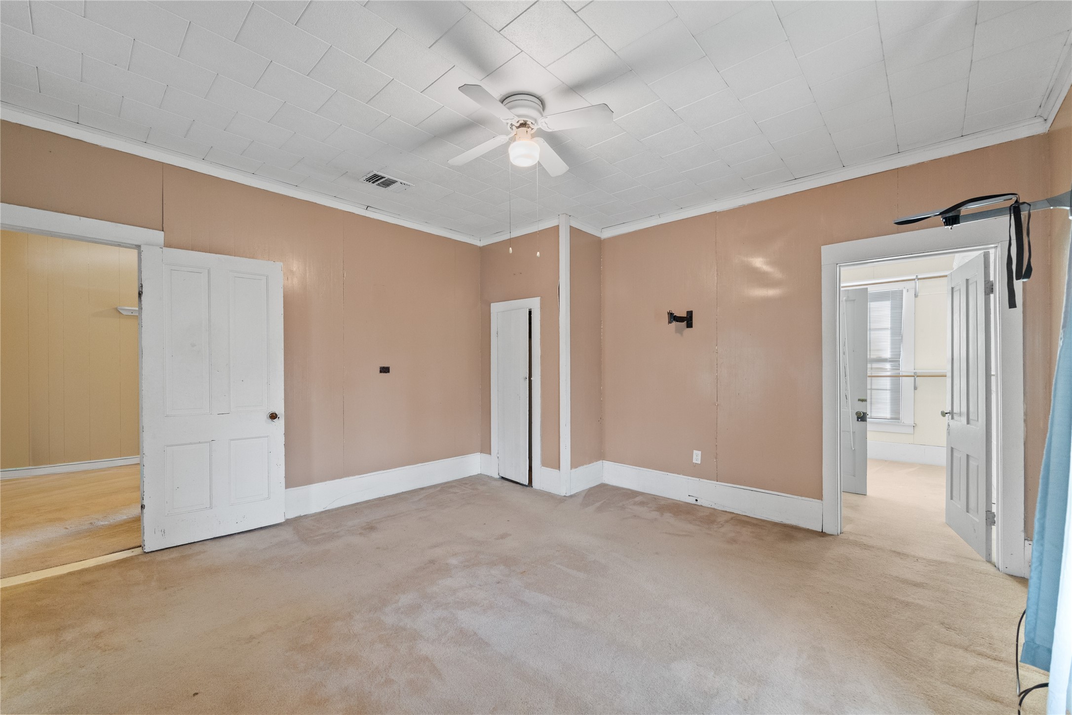 113 S Pumphrey Street Property Photo 23