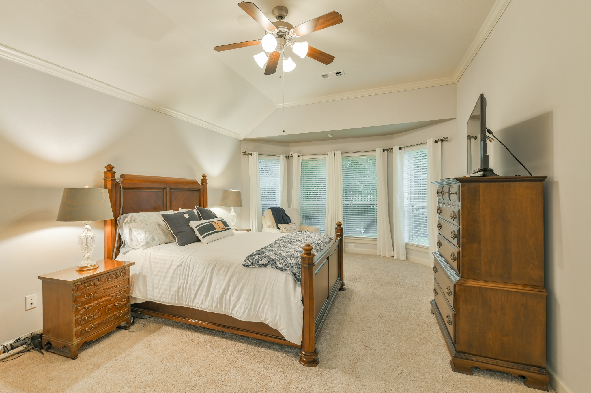 19607 Mills Glen Drive Property Photo 21