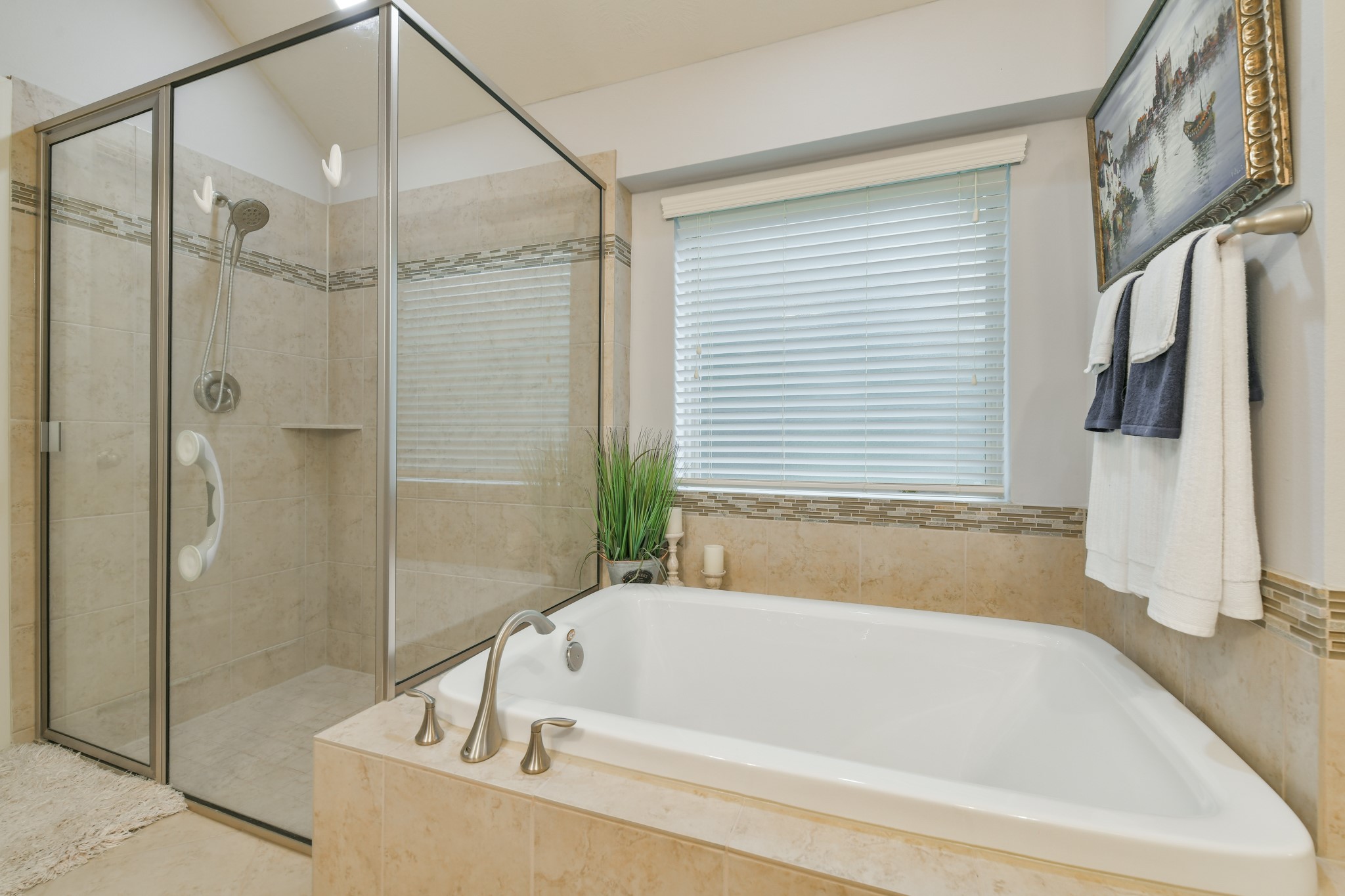 19607 Mills Glen Drive Property Photo 23