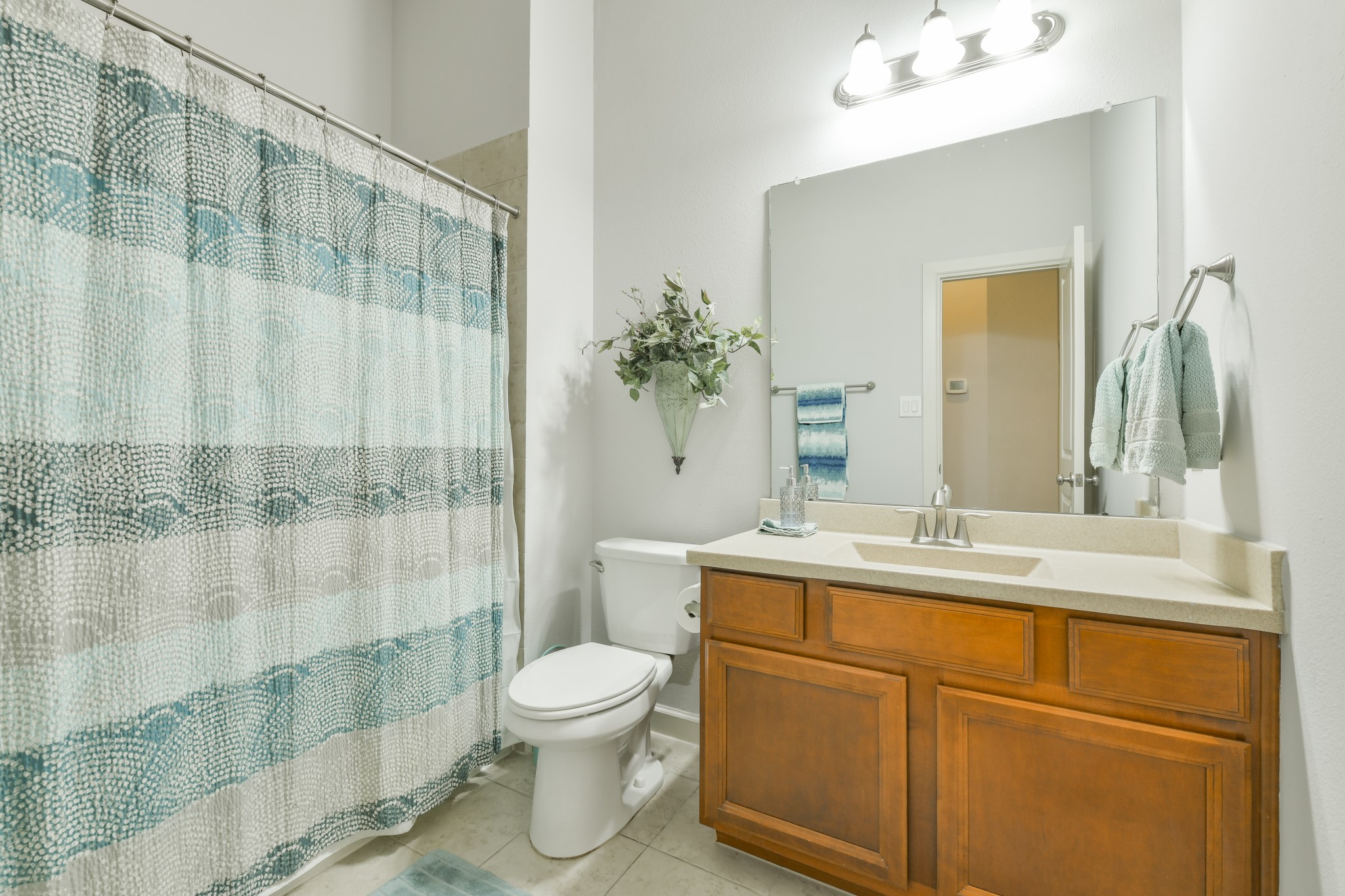 19607 Mills Glen Drive Property Photo 28