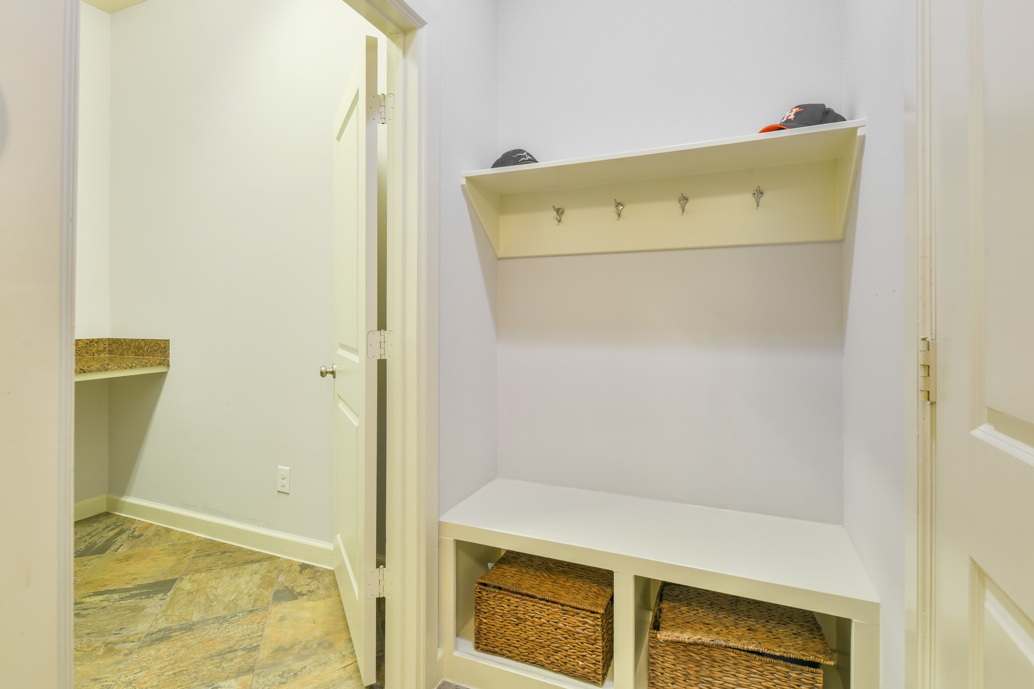 19607 Mills Glen Drive Property Photo 31