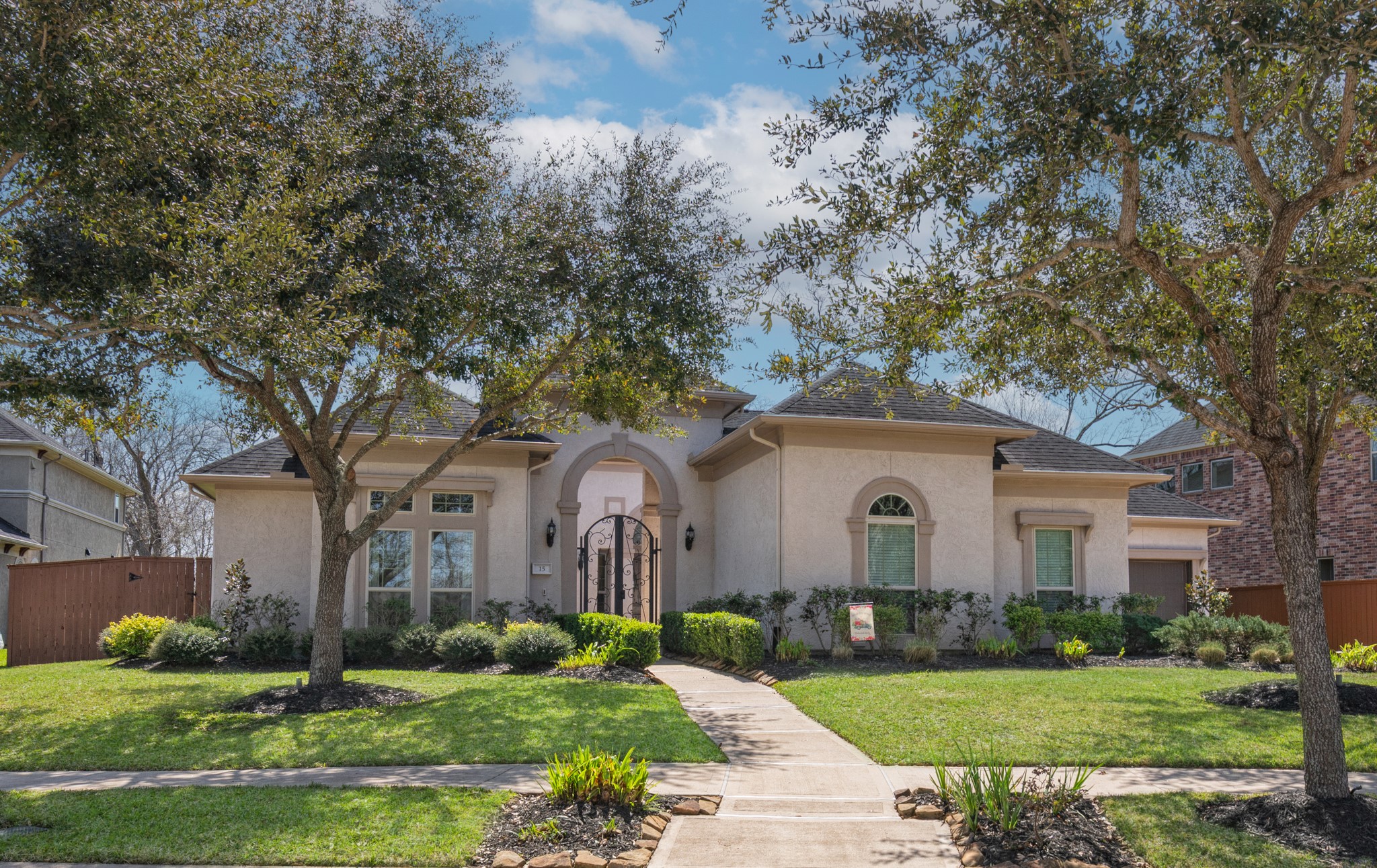 15 Napoli Way Property Photo