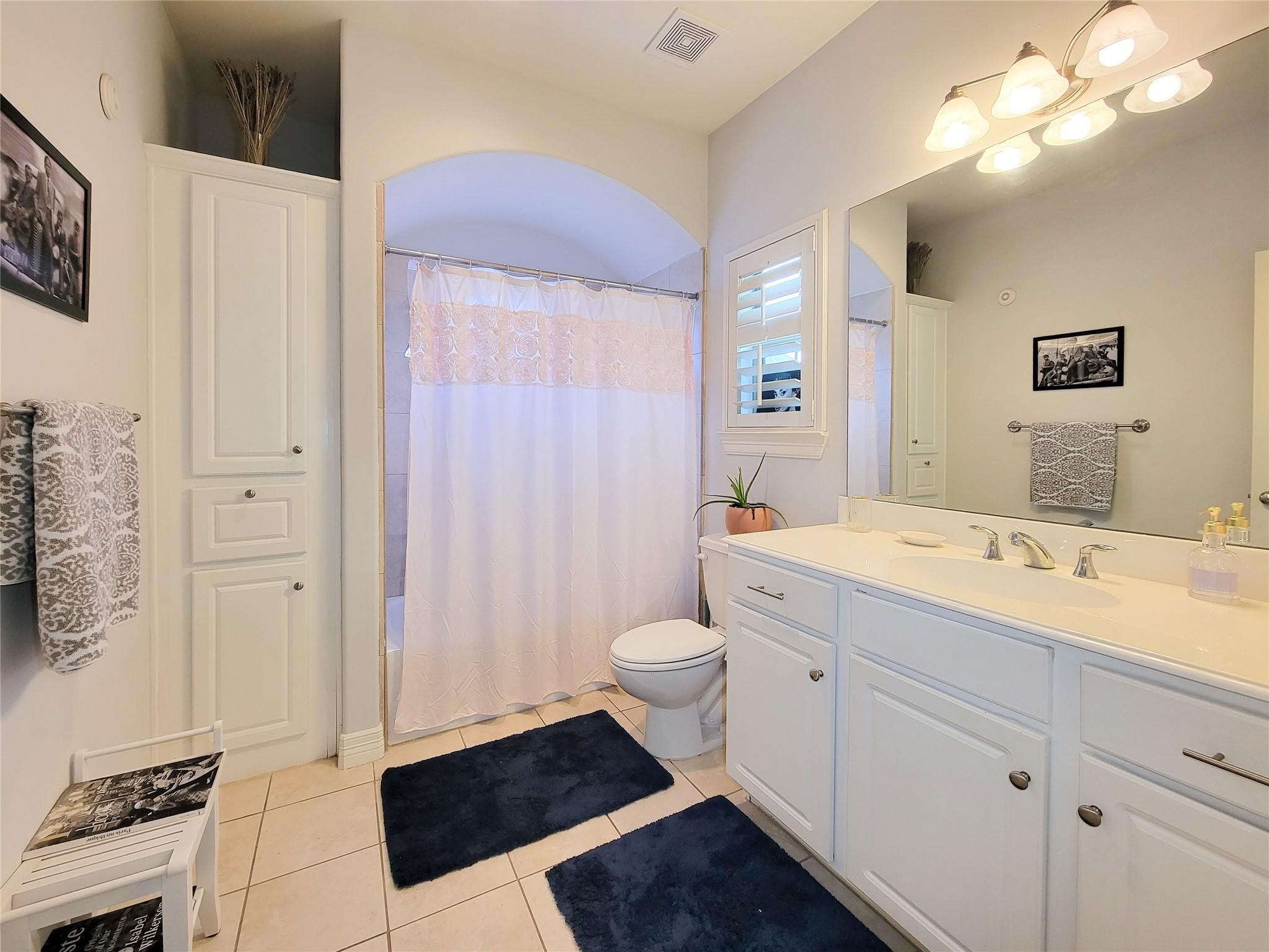 1421 Bremond Street Property Photo 18