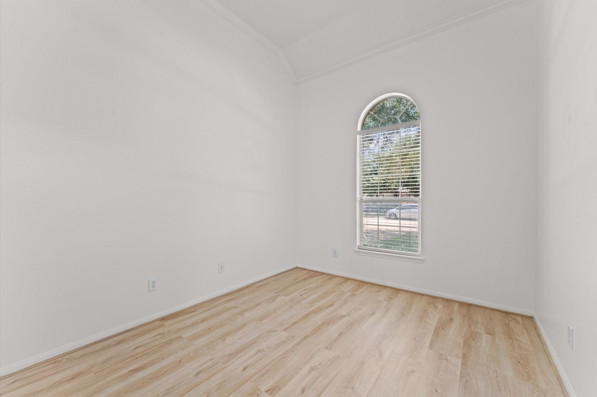 4923 Harbor Glen Lane Property Photo 20
