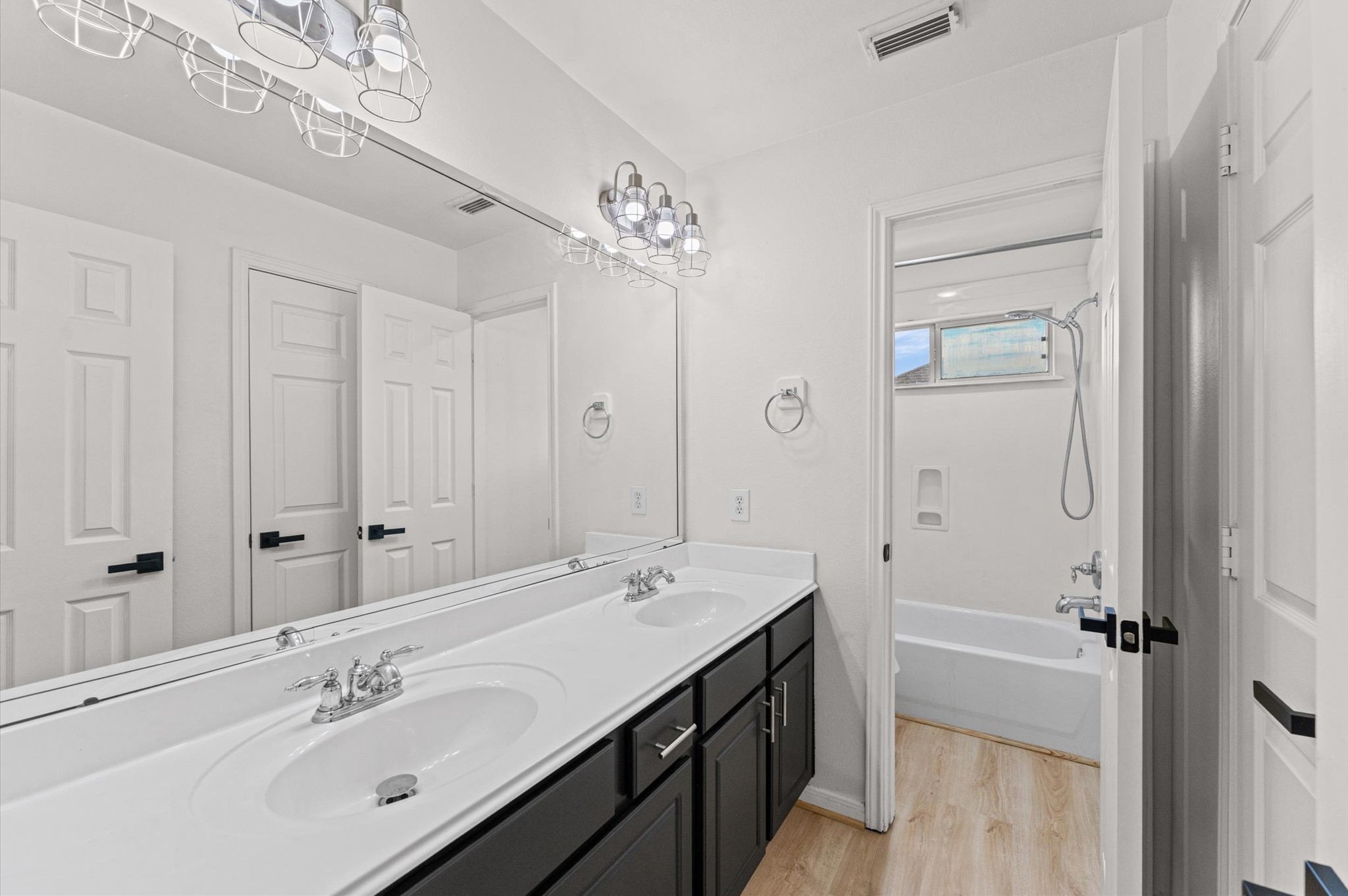 4923 Harbor Glen Lane Property Photo 22