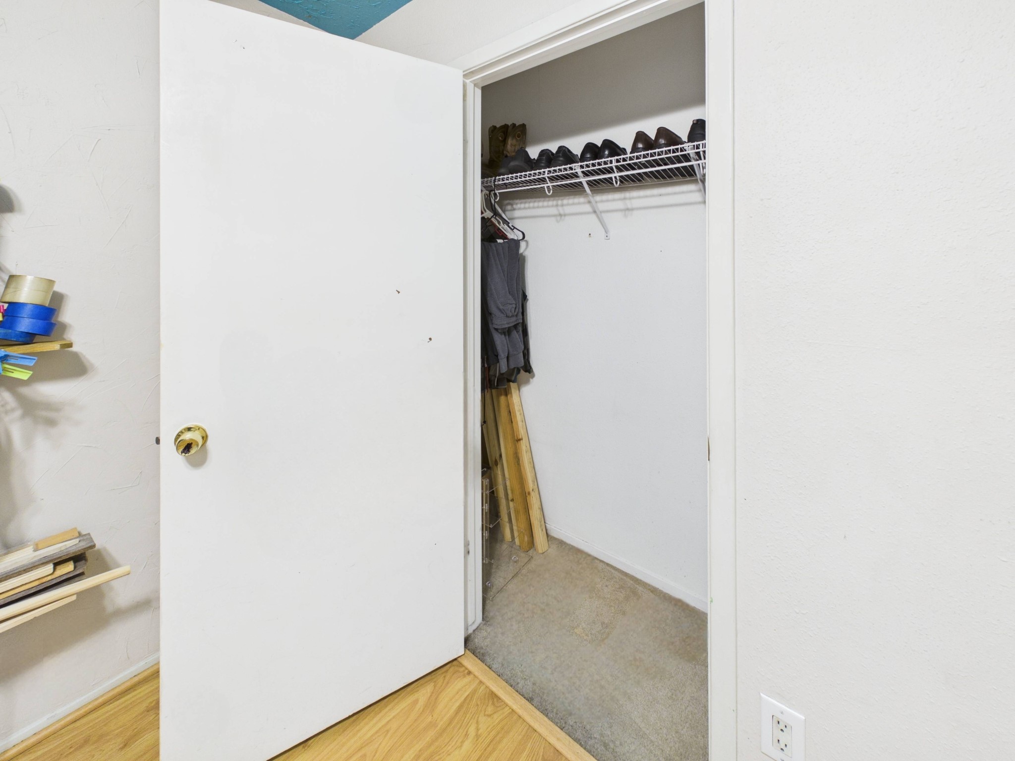 5807 Walnutgate Drive Property Photo 16