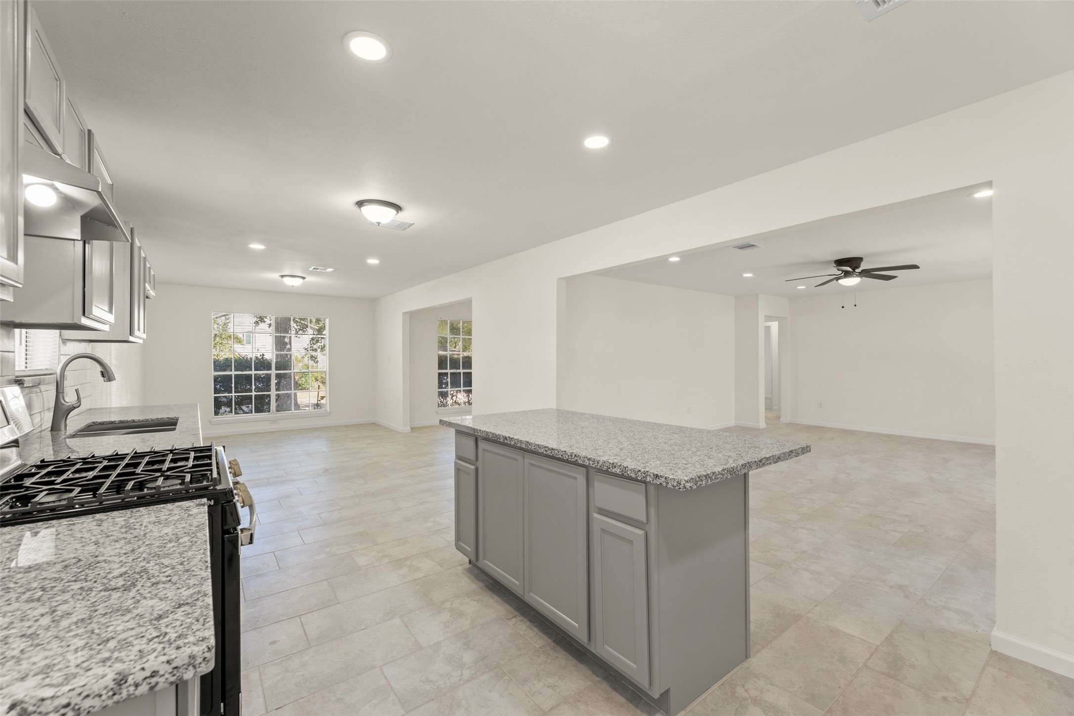 22019 Kenchester Drive Property Photo 7