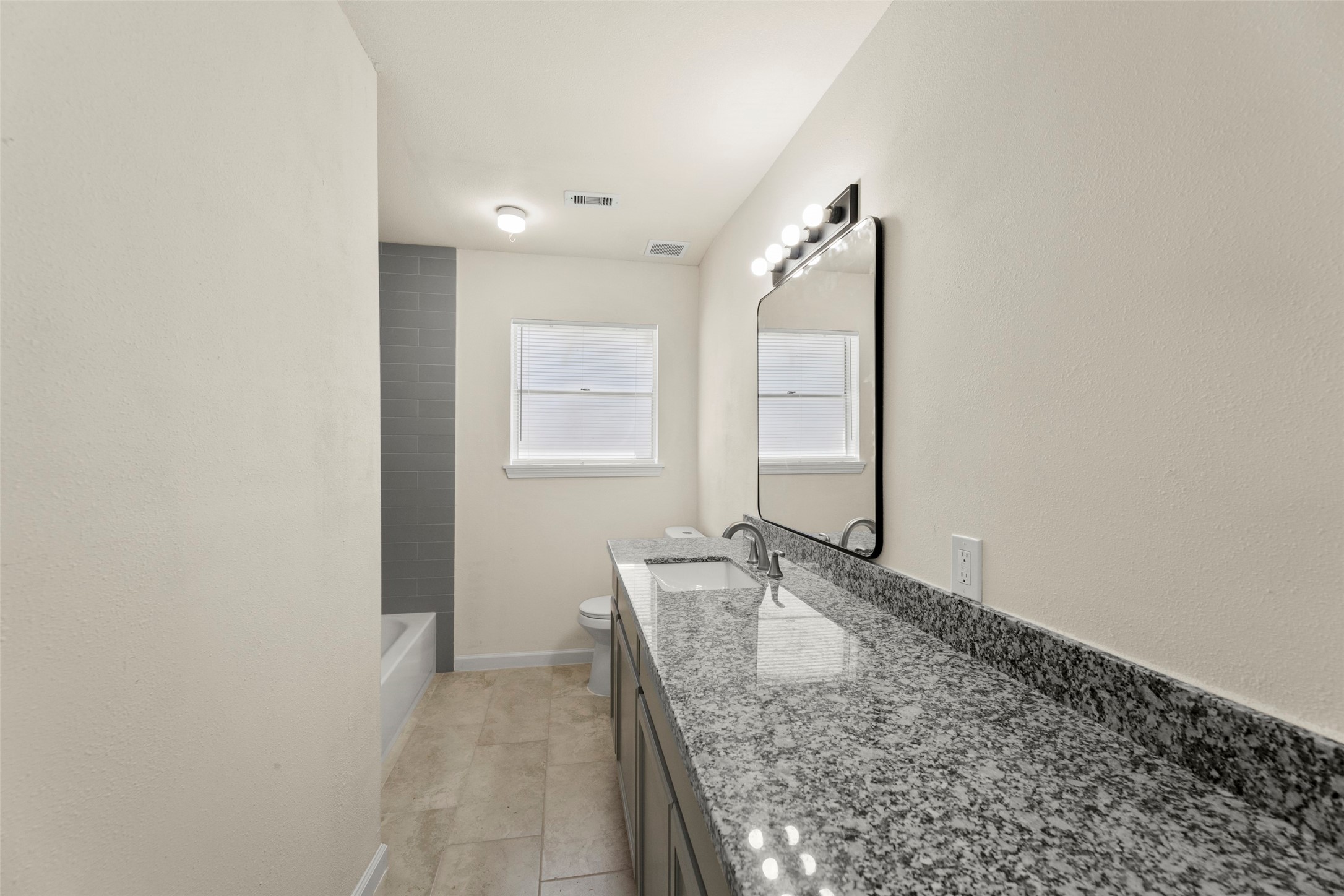 22019 Kenchester Drive Property Photo 19