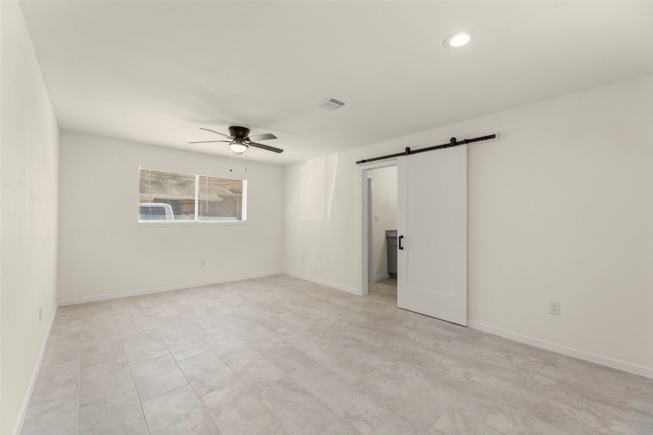 22019 Kenchester Drive Property Photo 25