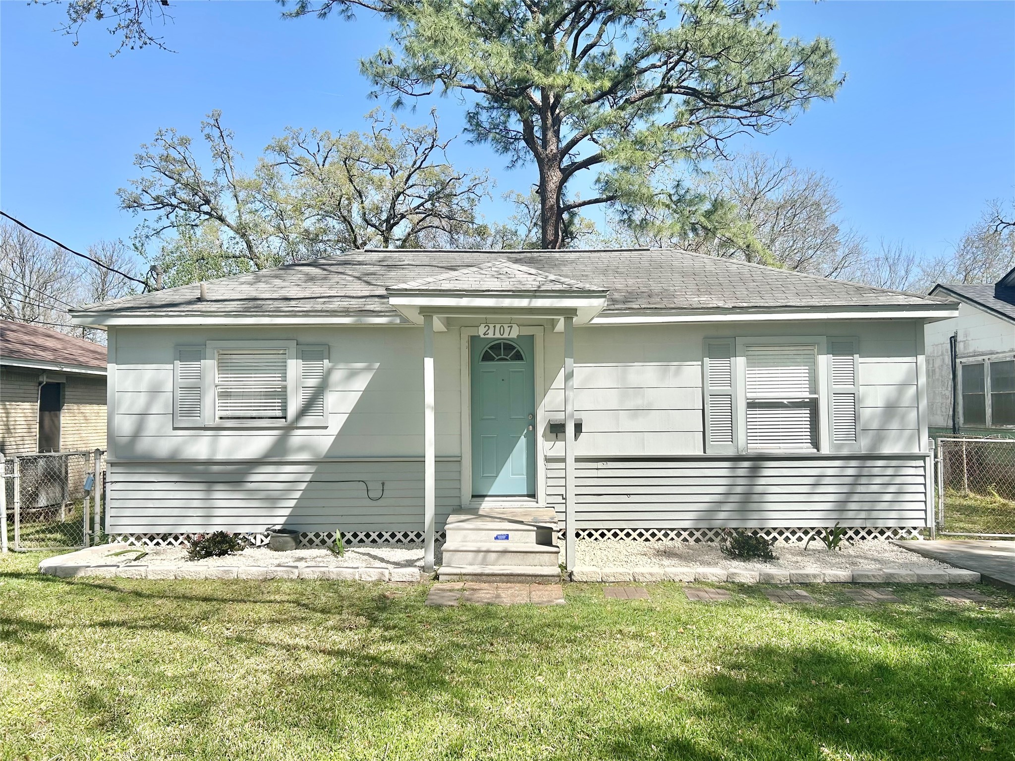 C J Harris Elementary School Real Estate Listings Main Image