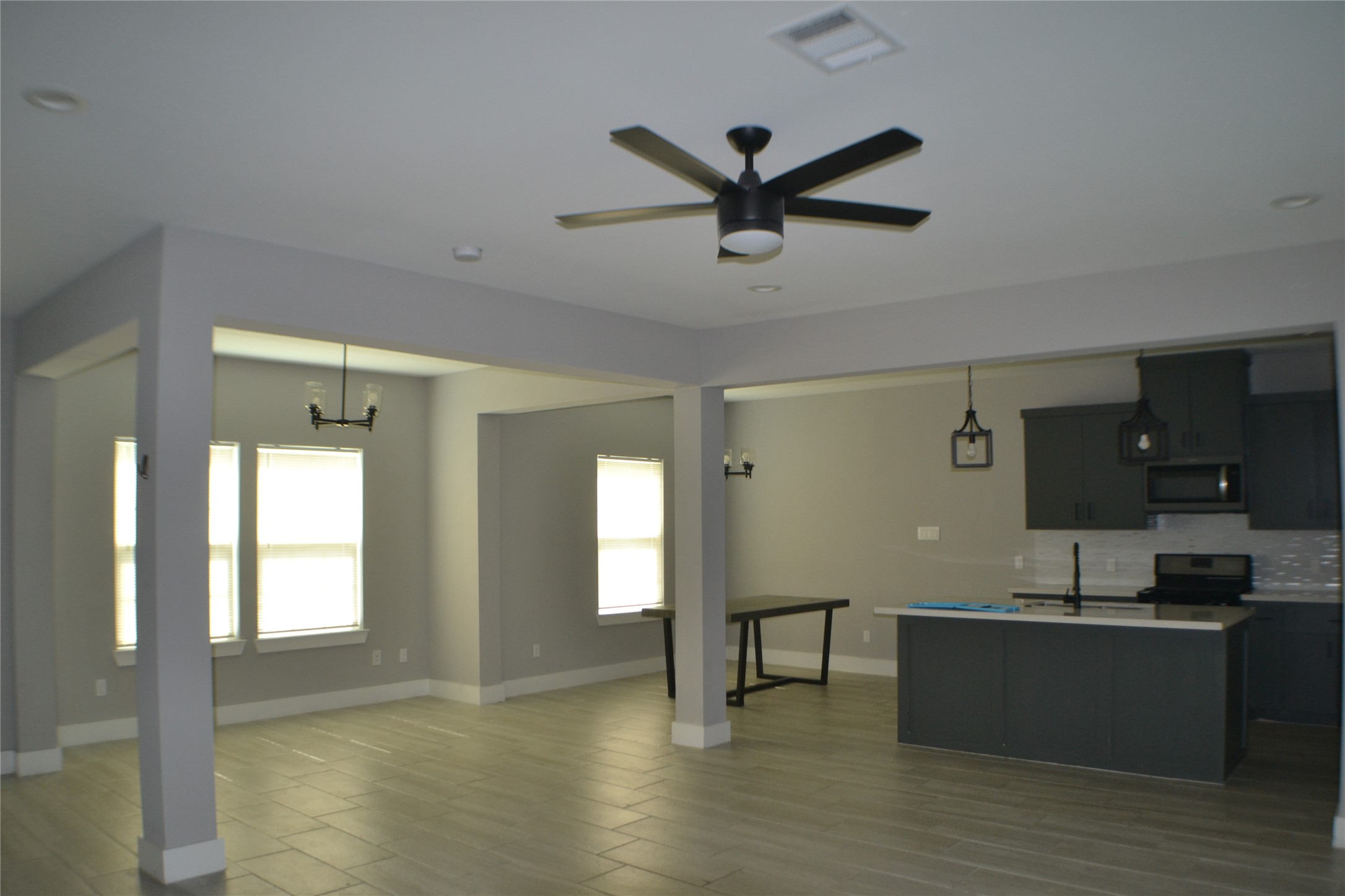 9837 Fabiola Drive Property Photo 3