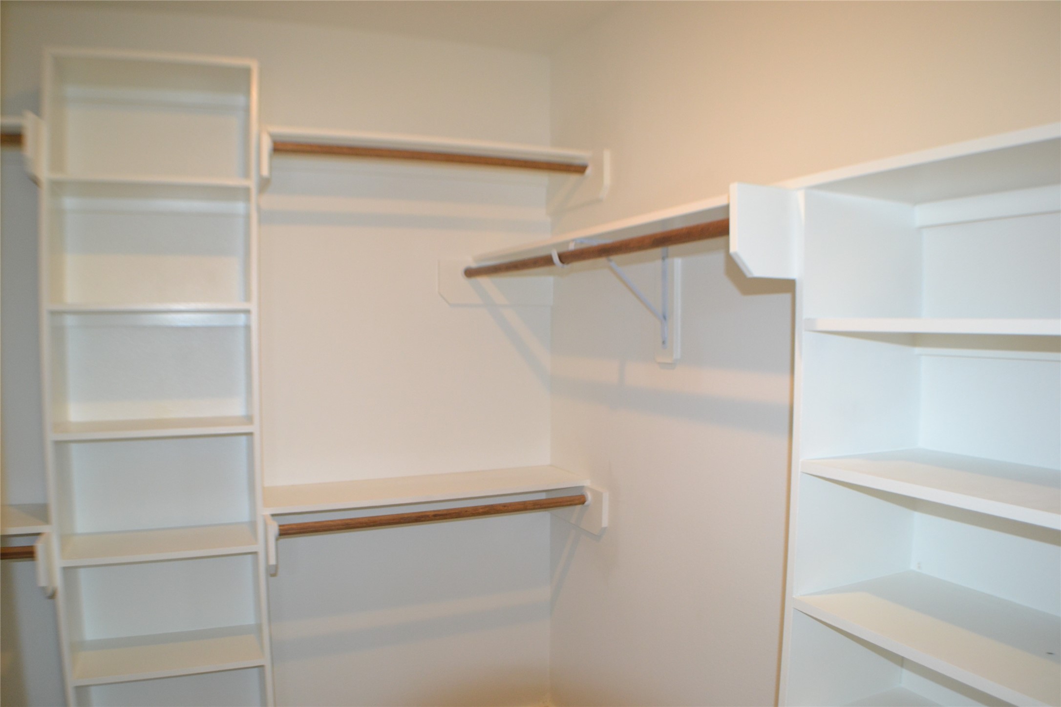 9837 Fabiola Drive Property Photo 10