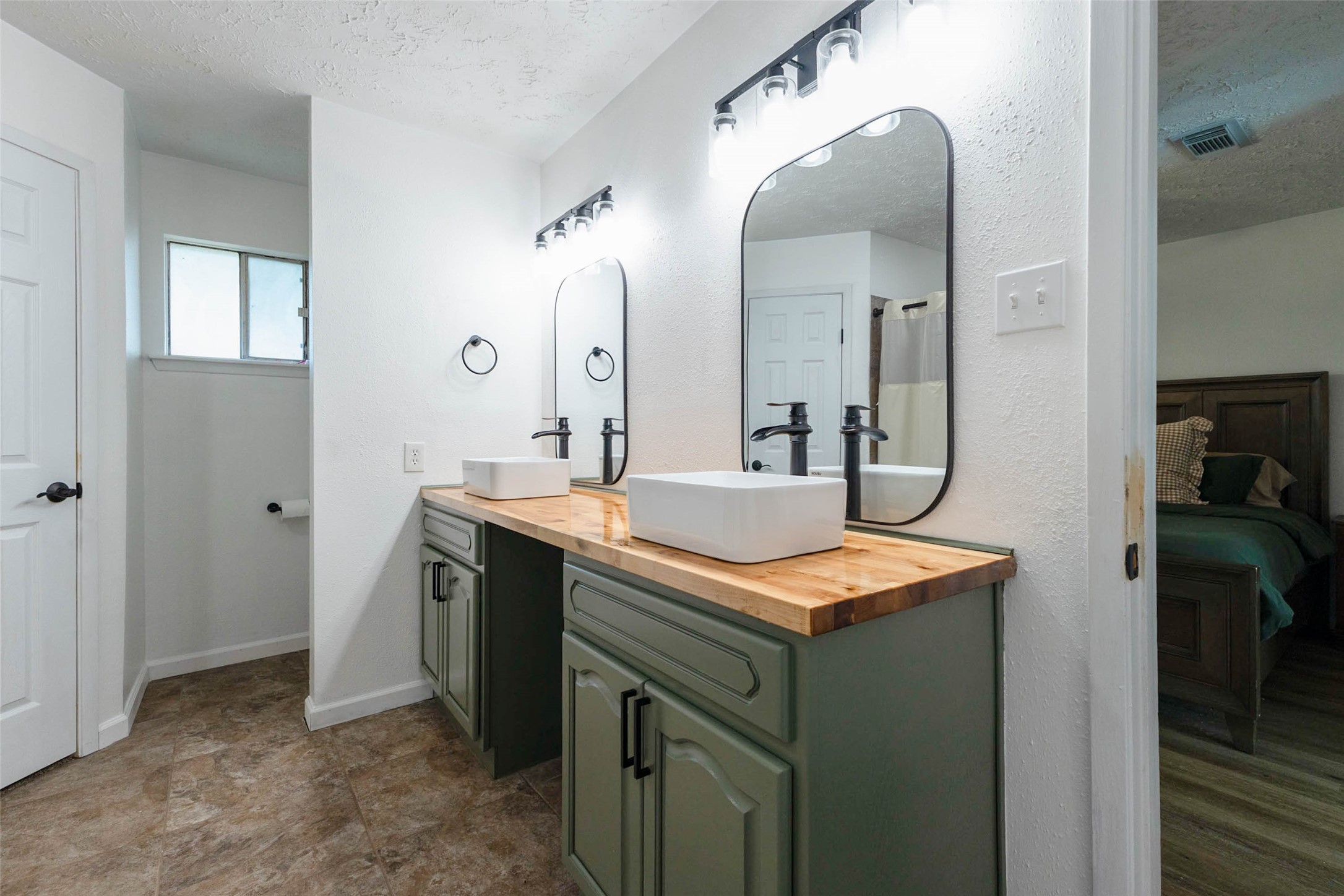 7534 Stone Pine Lane Property Photo 1