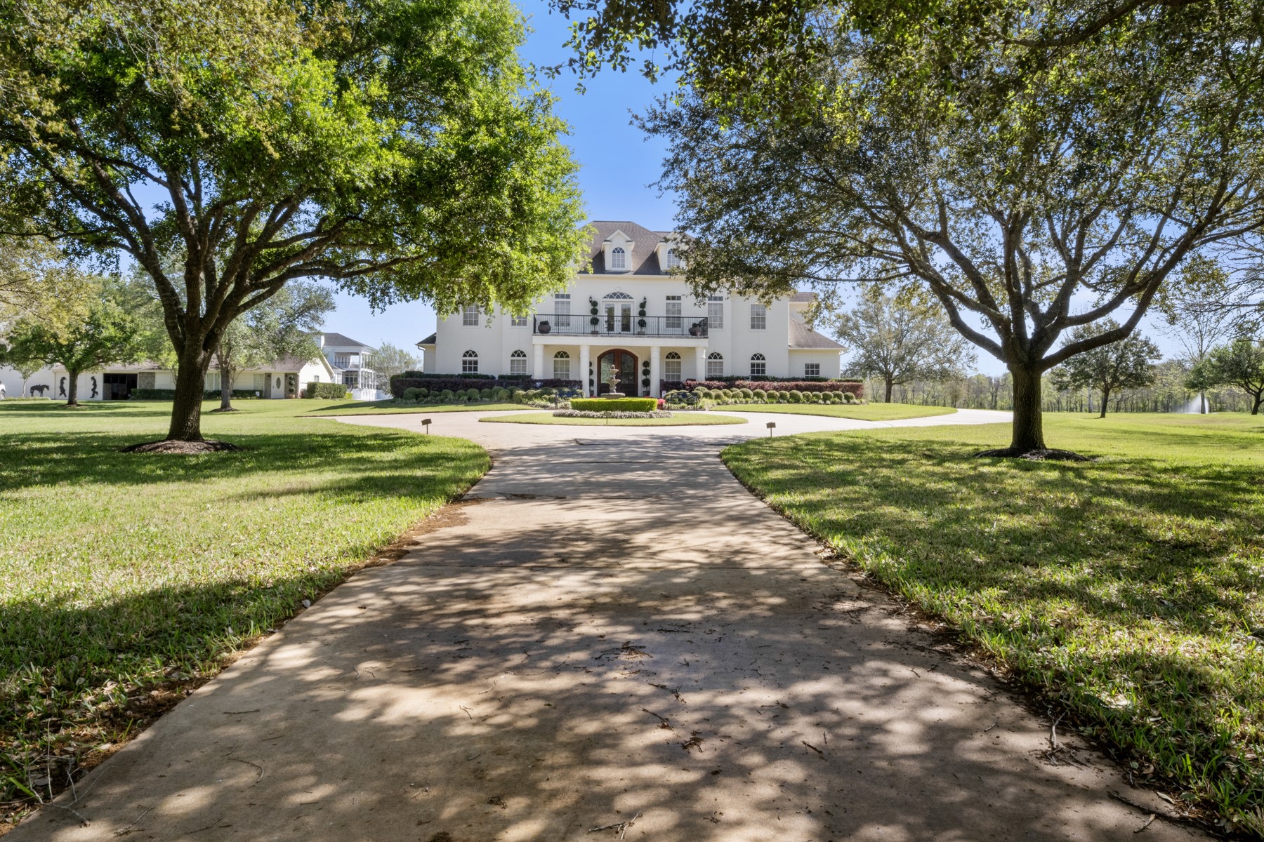 3622 River Forest Drive Property Photo