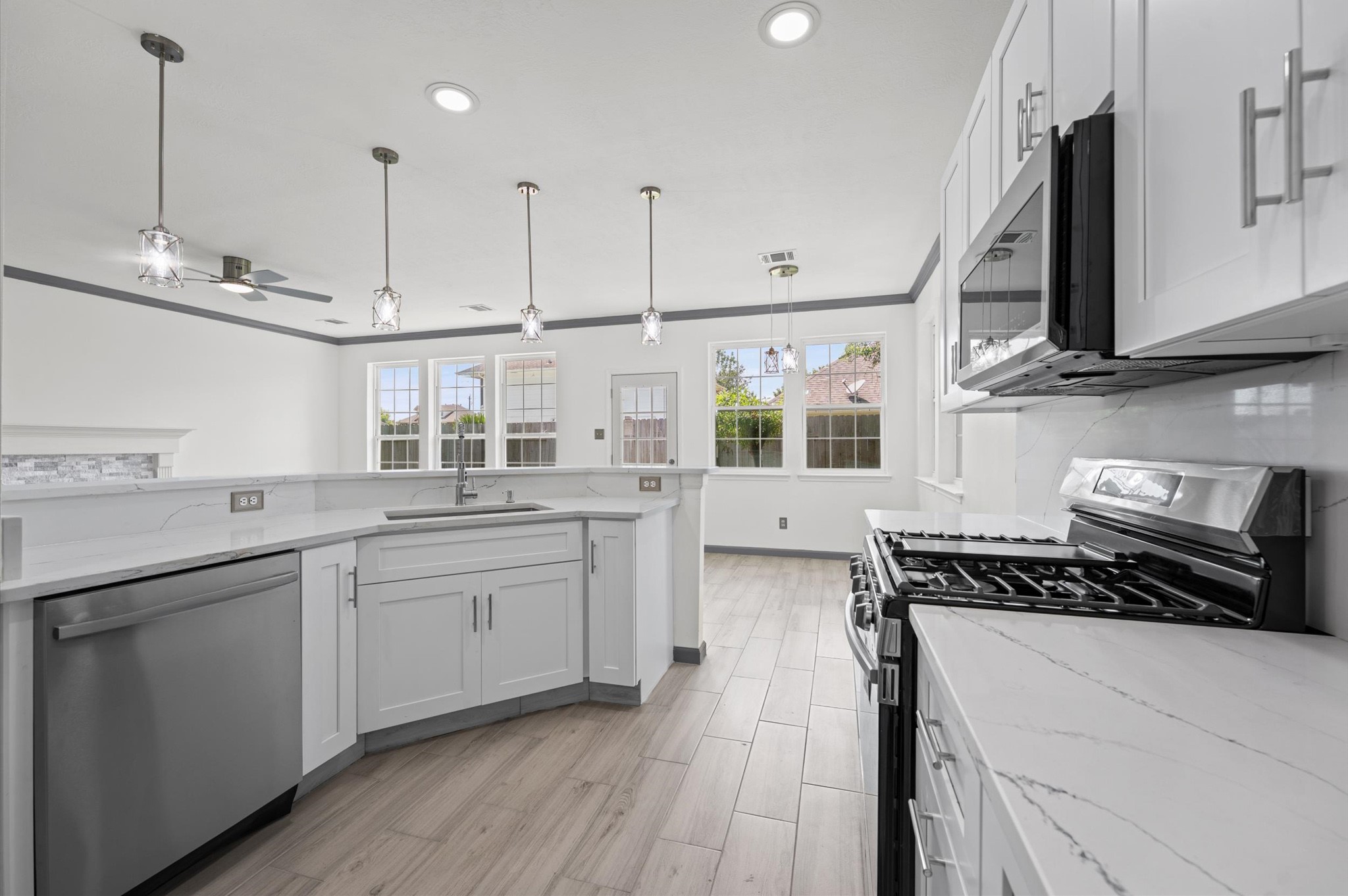 1813 Oakland Circle Property Photo 17