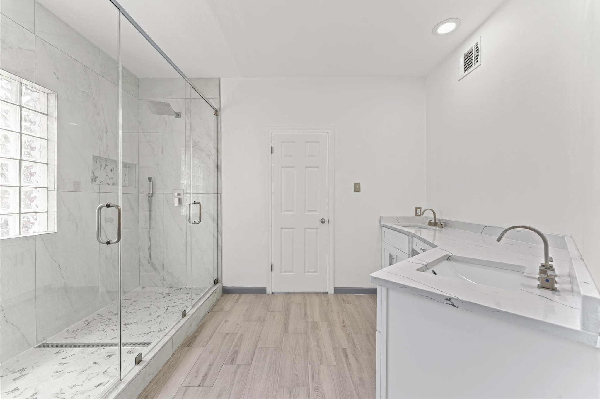 1813 Oakland Circle Property Photo 27