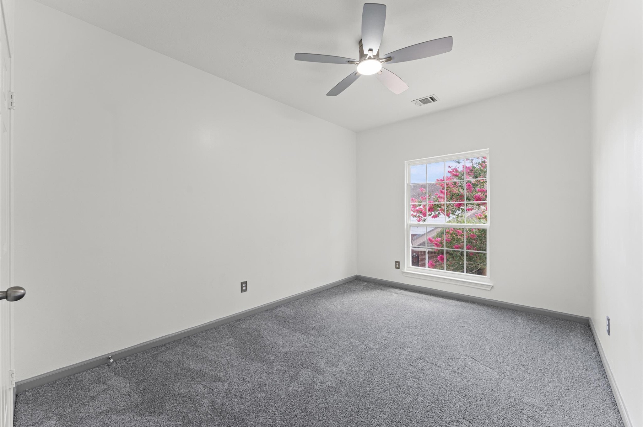 1813 Oakland Circle Property Photo 33