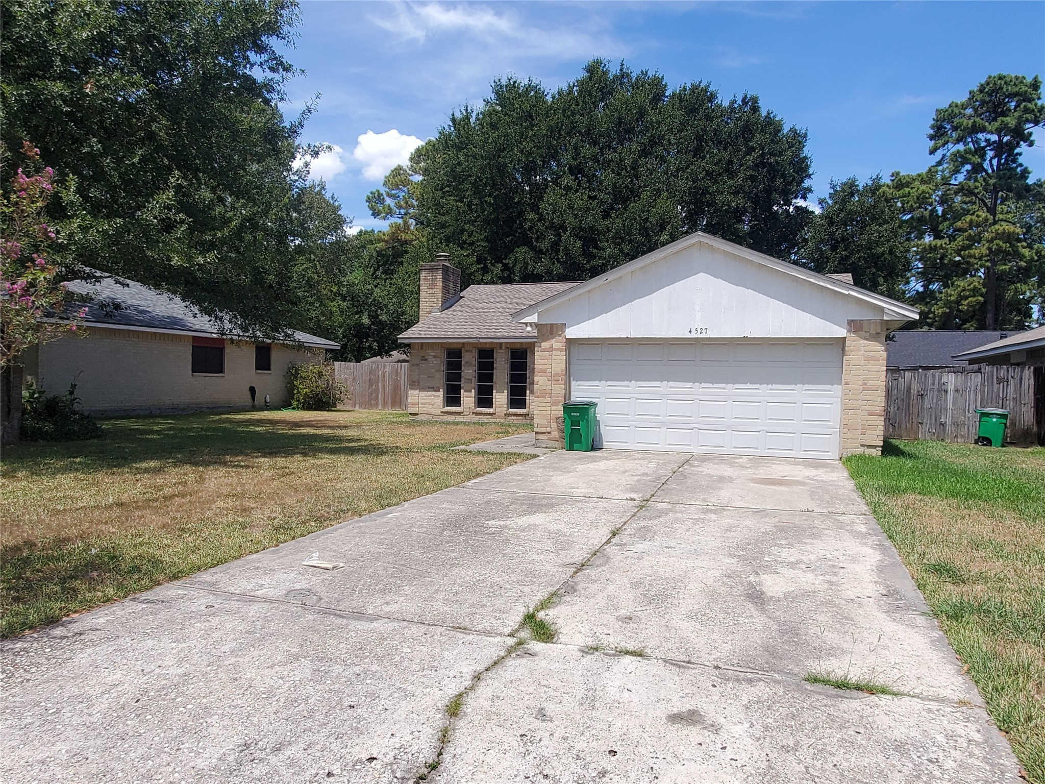 4527 Algernon Drive Property Photo 2