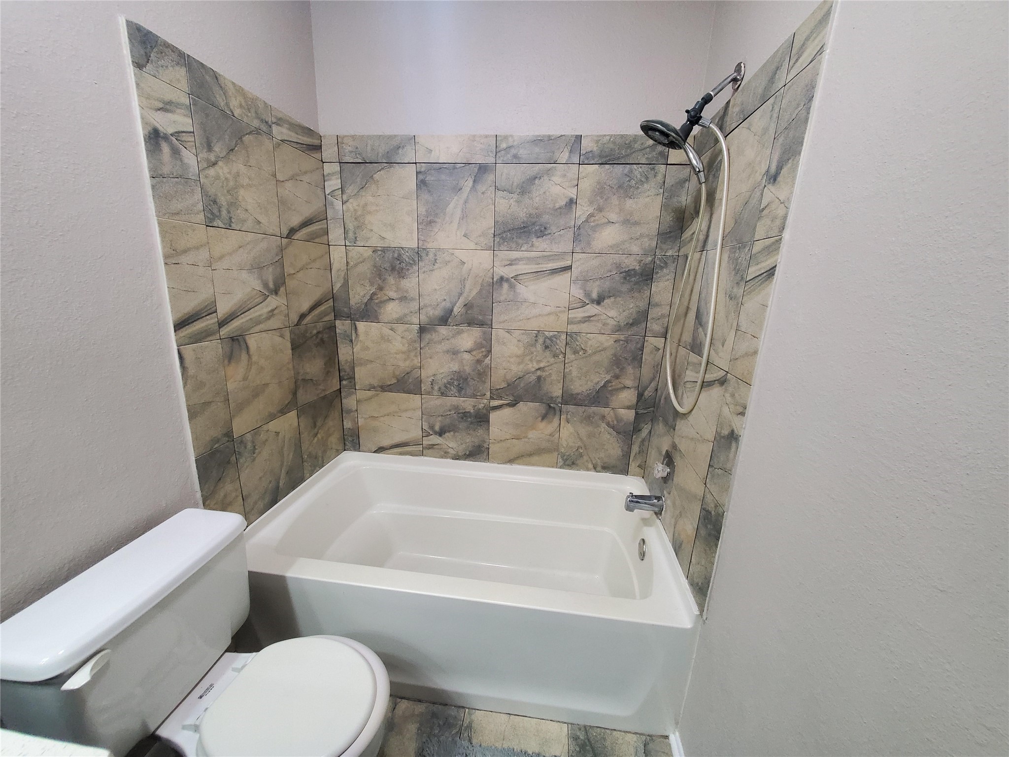 4527 Algernon Drive Property Photo 7