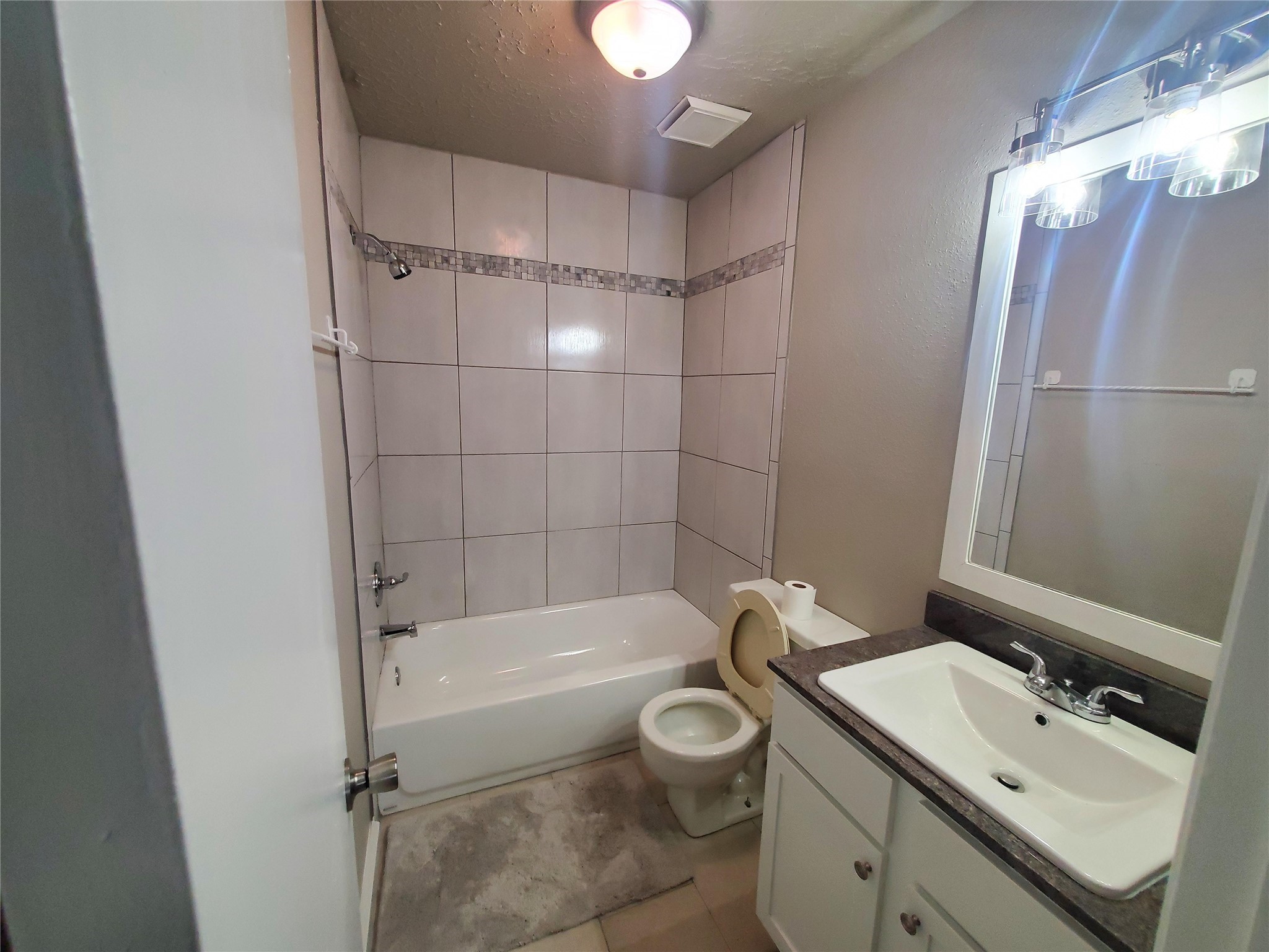 4527 Algernon Drive Property Photo 9