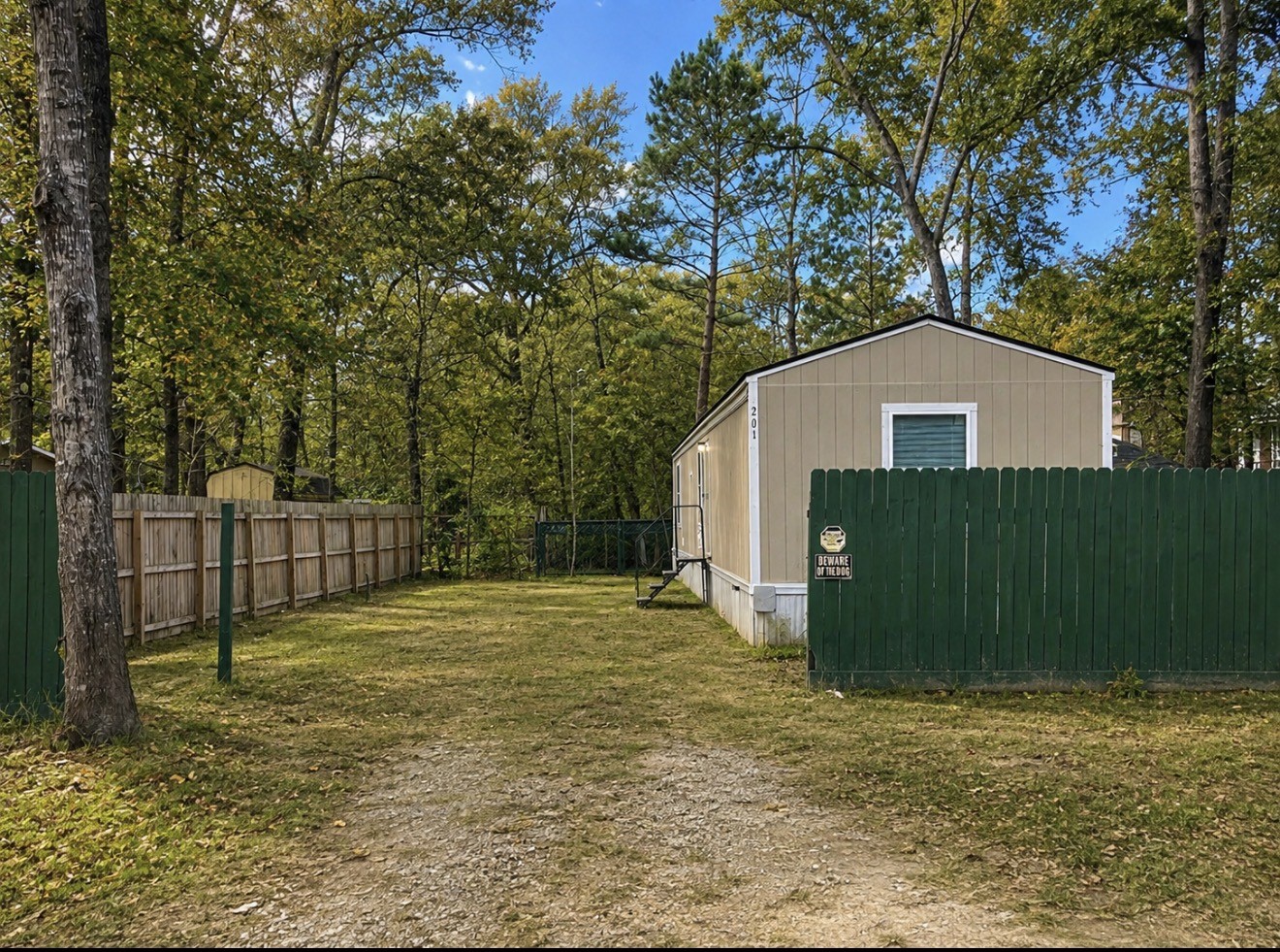 261 Hunters Glen Property Photo 1