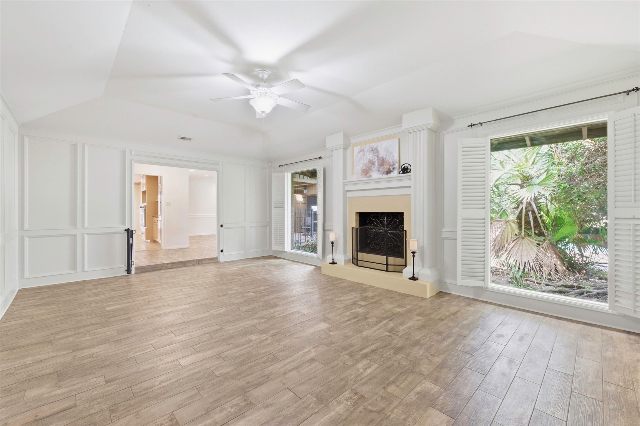 2206 Nantucket Drive B Property Photo 1