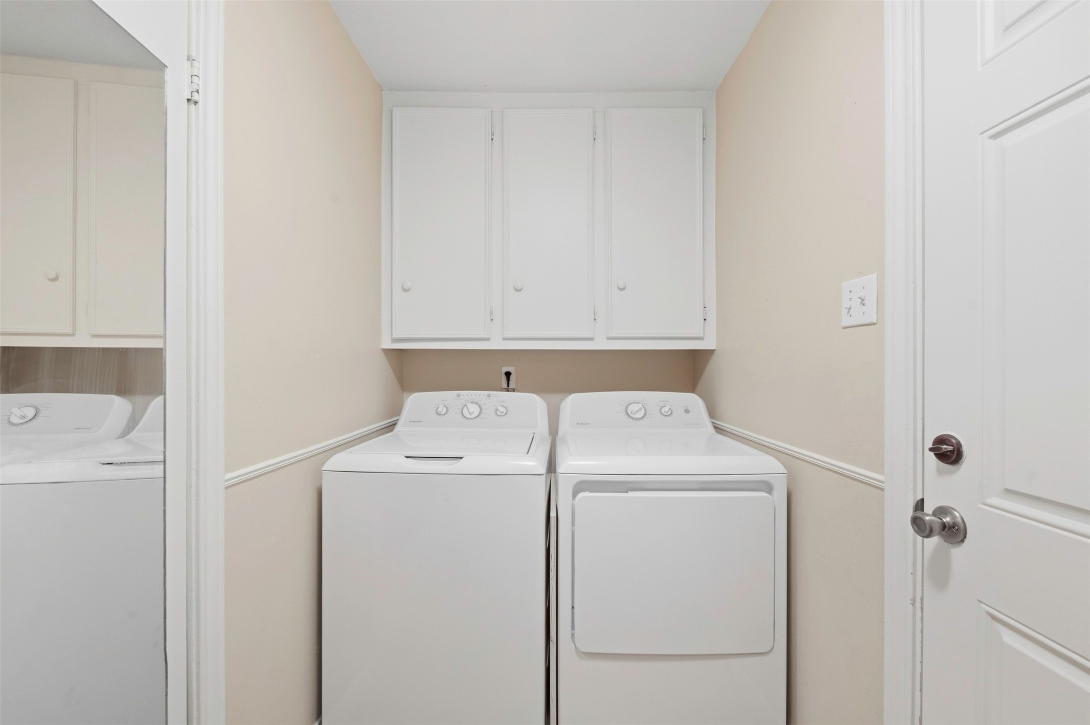 2206 Nantucket Drive B Property Photo 13
