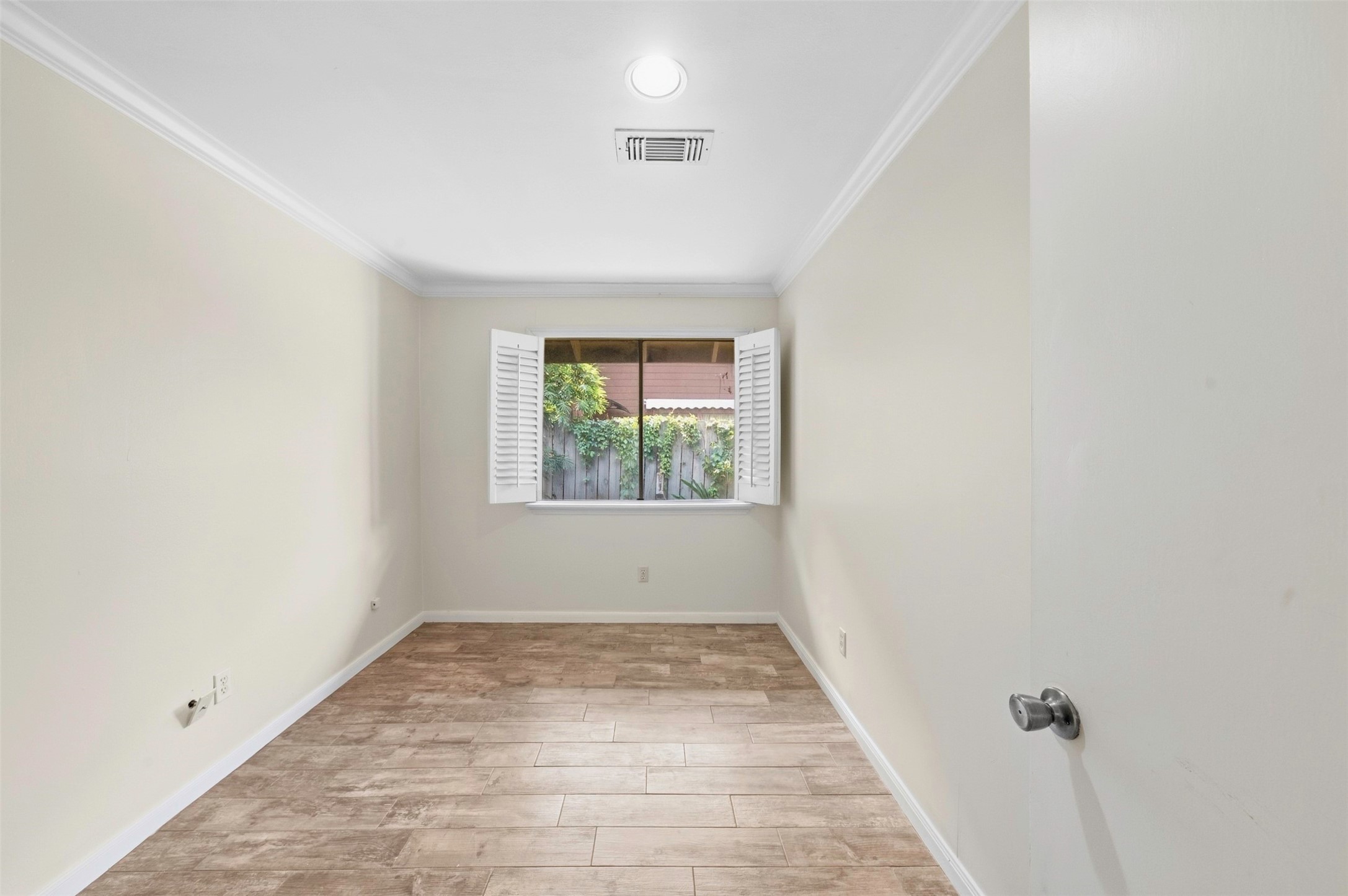 2206 Nantucket Drive B Property Photo 19