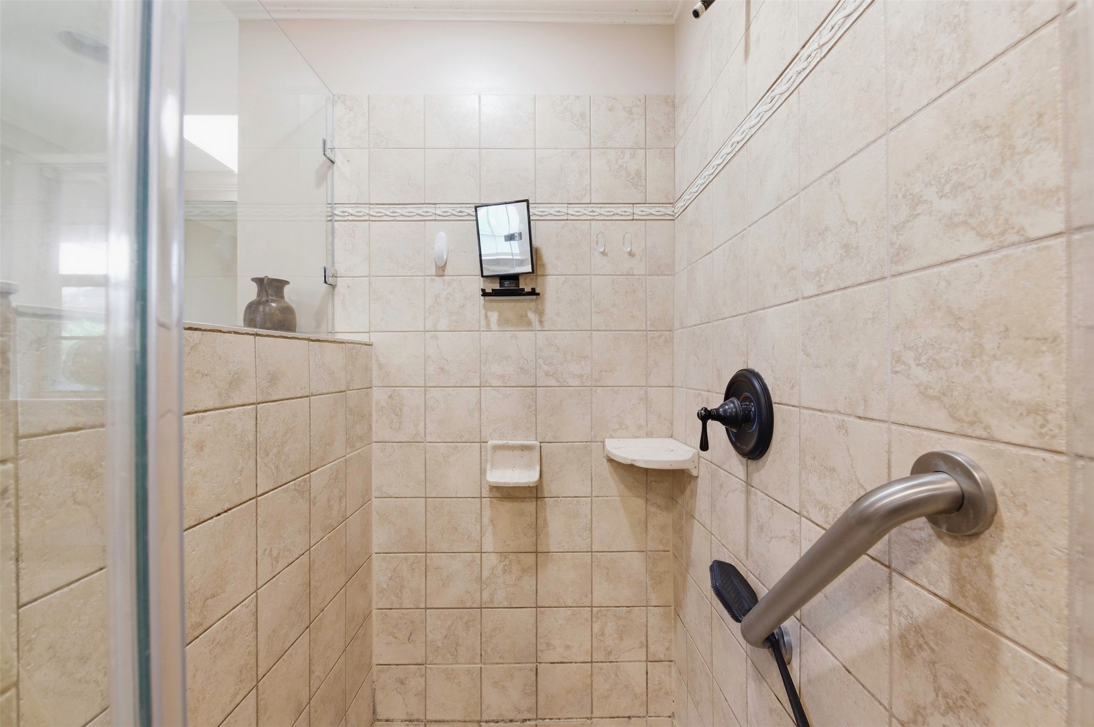 2206 Nantucket Drive B Property Photo 26