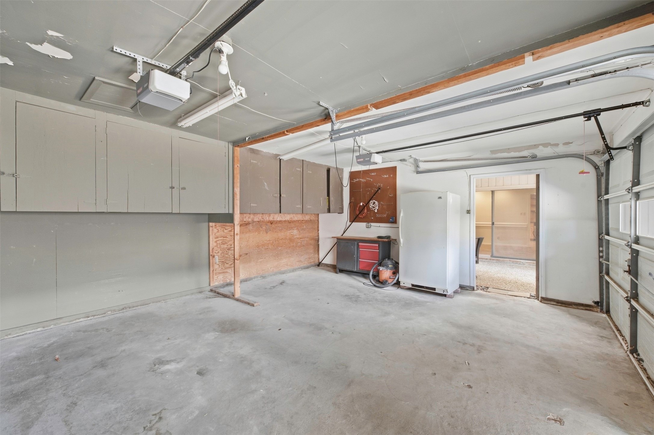 2206 Nantucket Drive B Property Photo 32