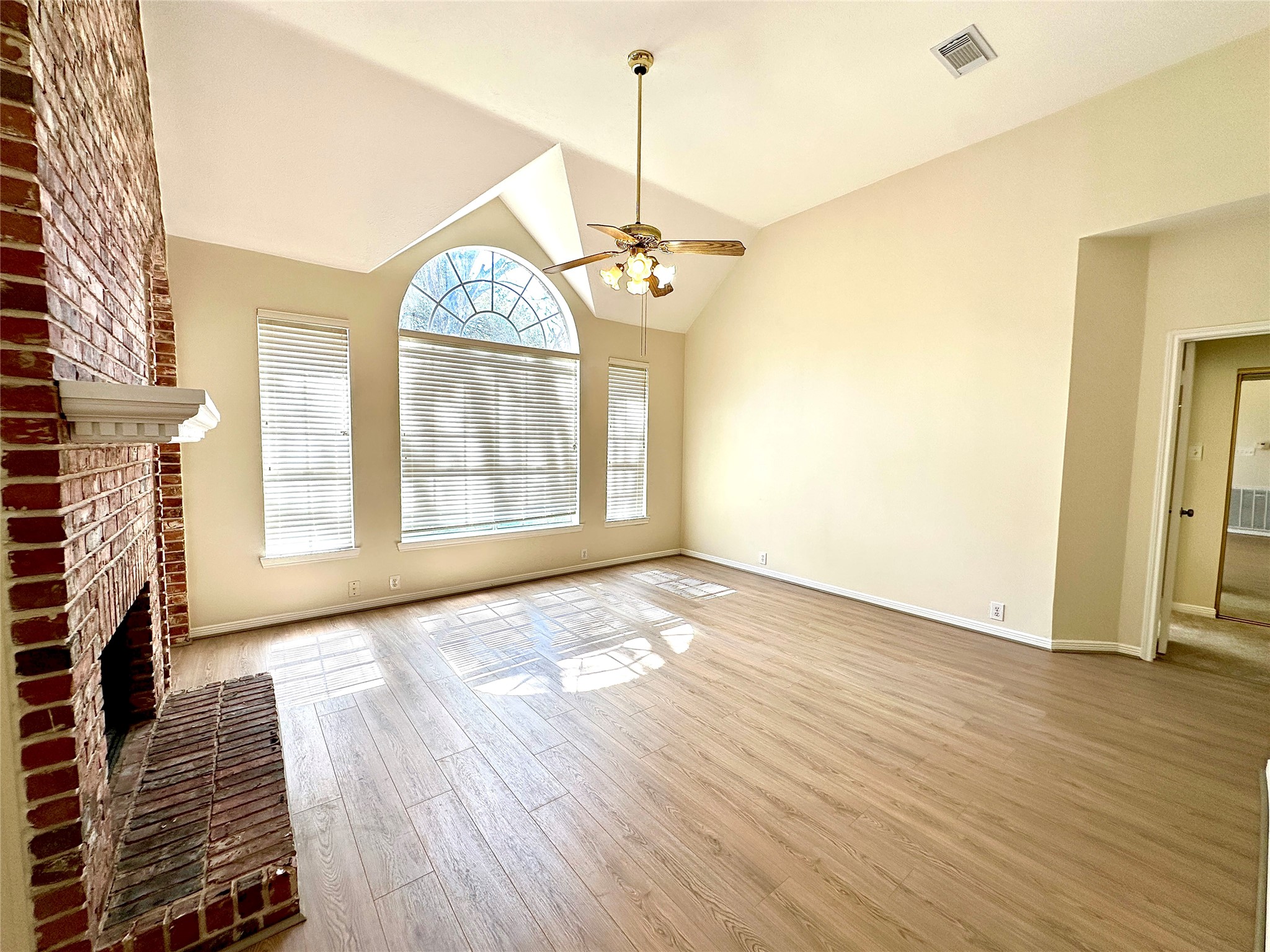 3302 Richland Drive Property Photo 5
